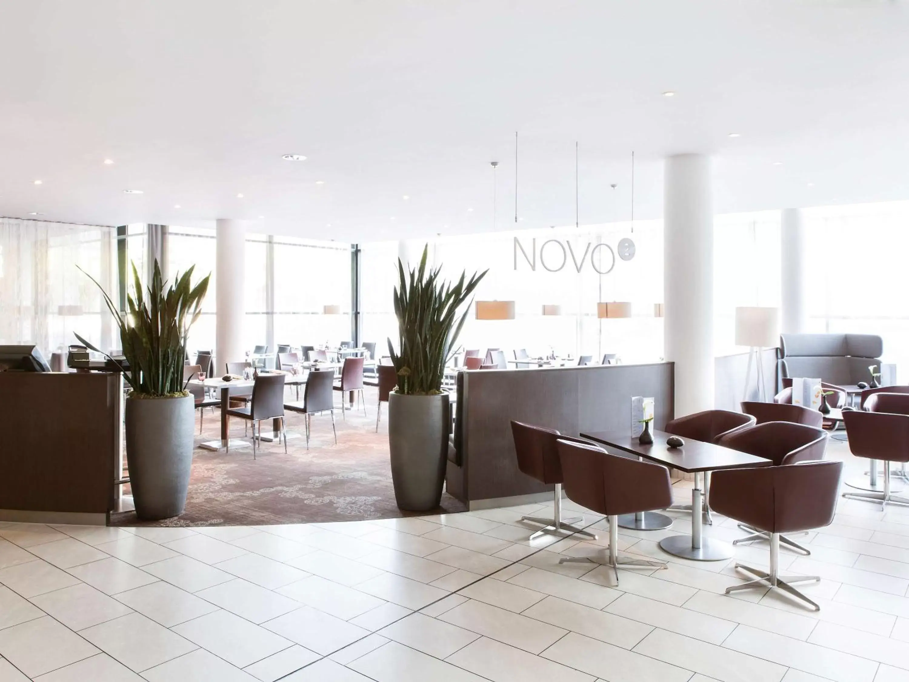Restaurant/Places to Eat in Novotel Hamburg City Alster