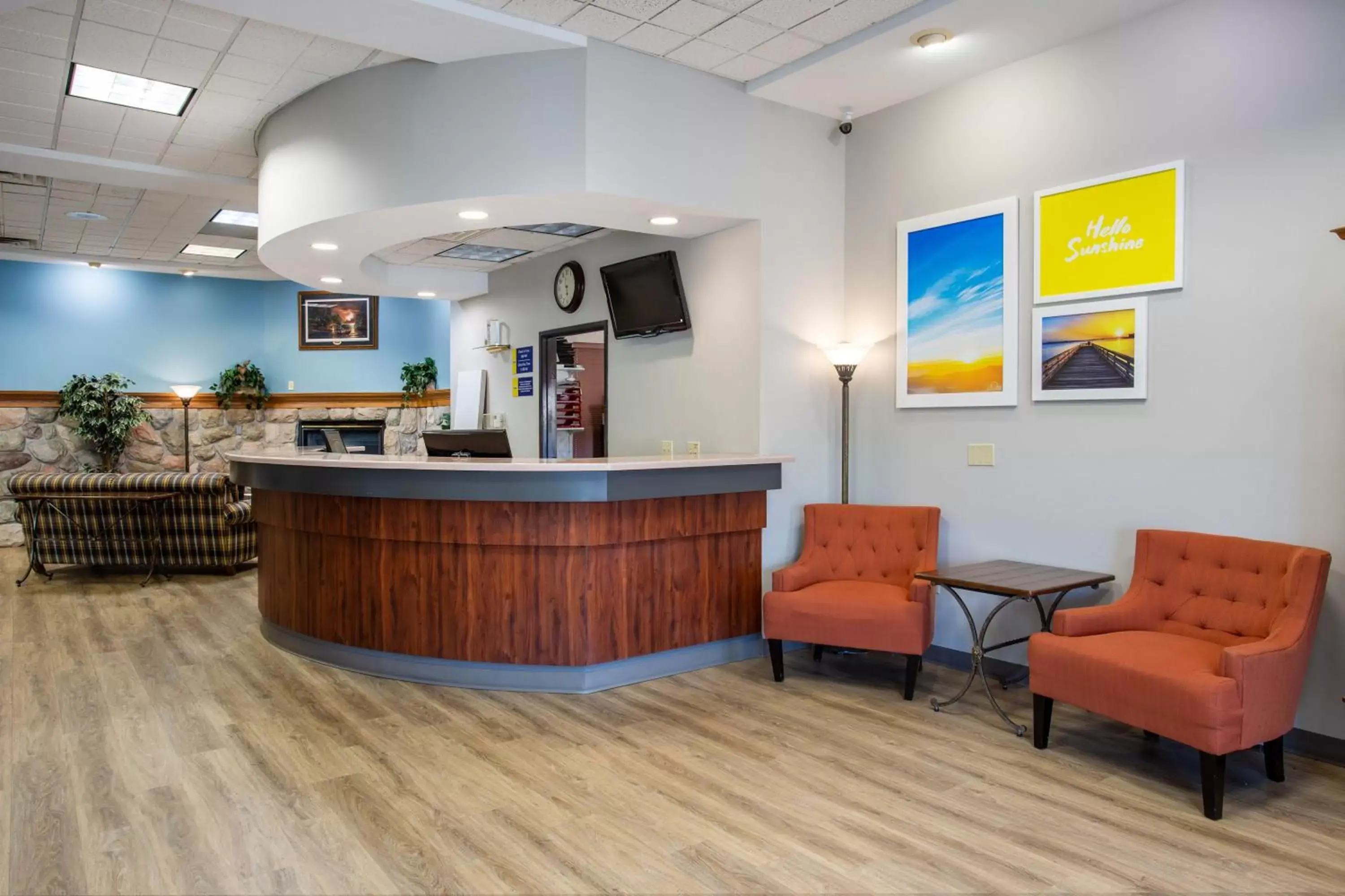 Lobby or reception, Lobby/Reception in Days Inn by Wyndham Marquette