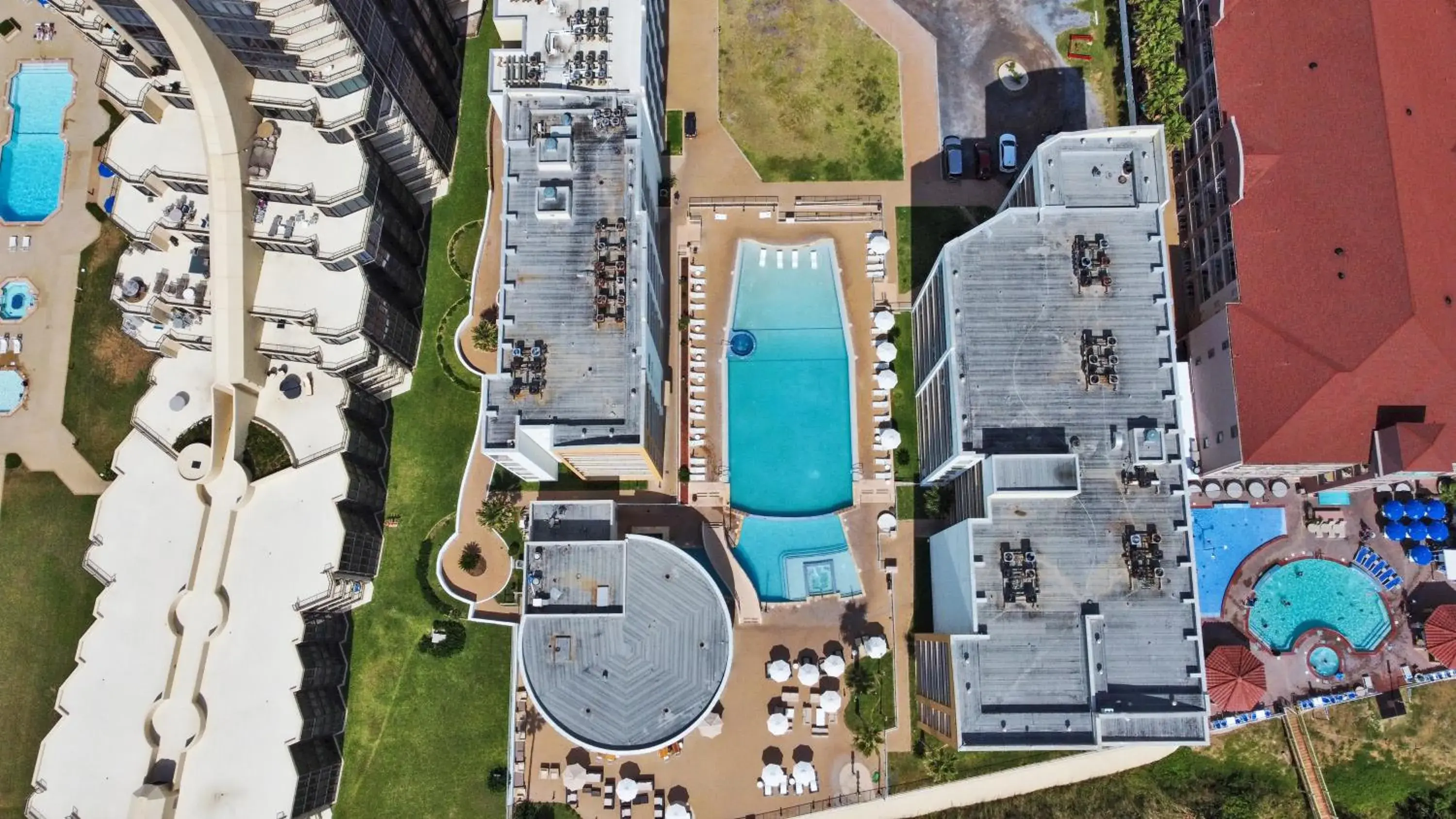 Property building, Pool View in Peninsula Island Resort & Spa