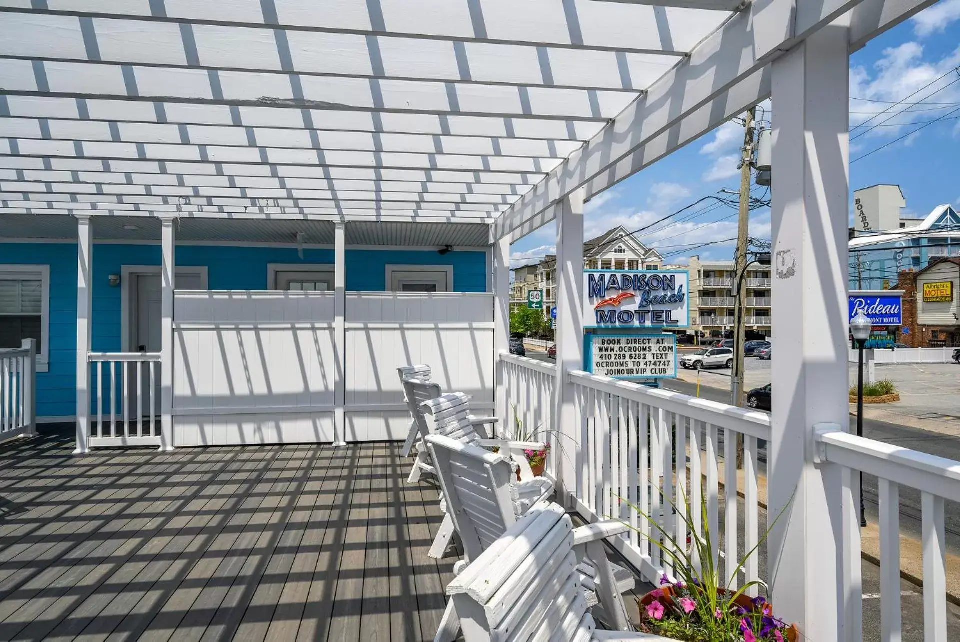 Patio in Madison Beach Motel