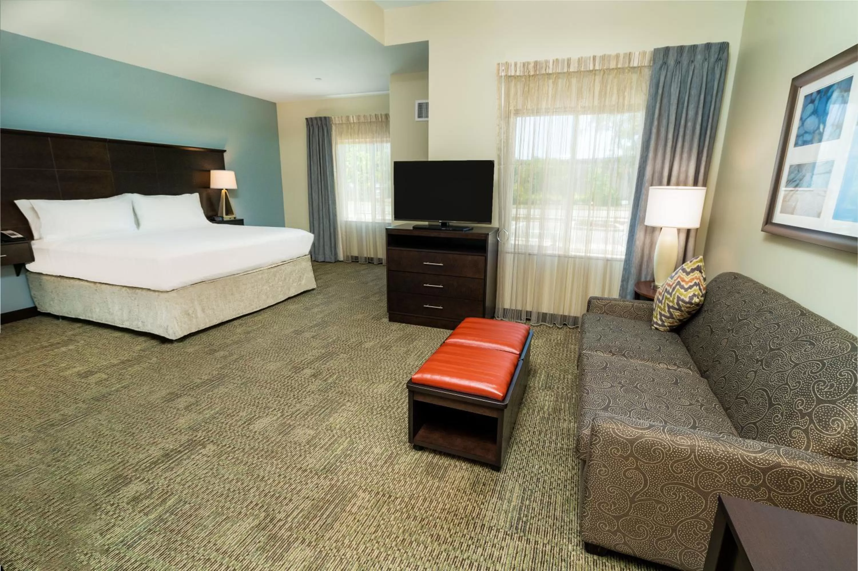 Photo of the whole room, Bed in Staybridge Suites - Newark - Fremont by IHG