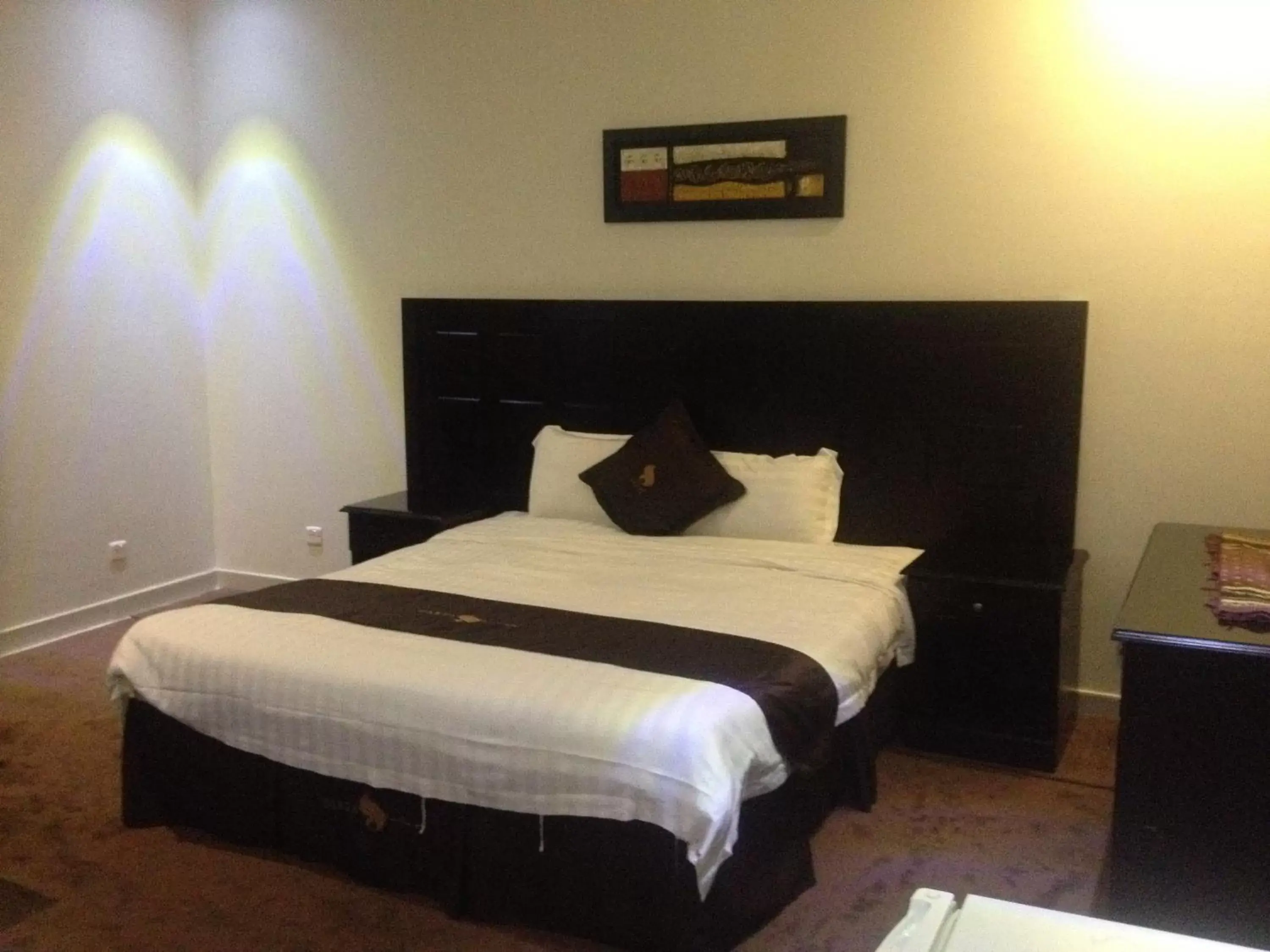 Bed in Dorar Darea Hotel Apartments - Al Nafl