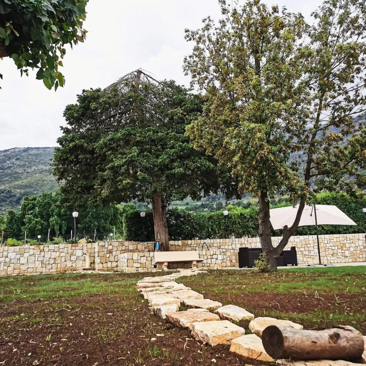 Garden in Il Sentiero di Leano