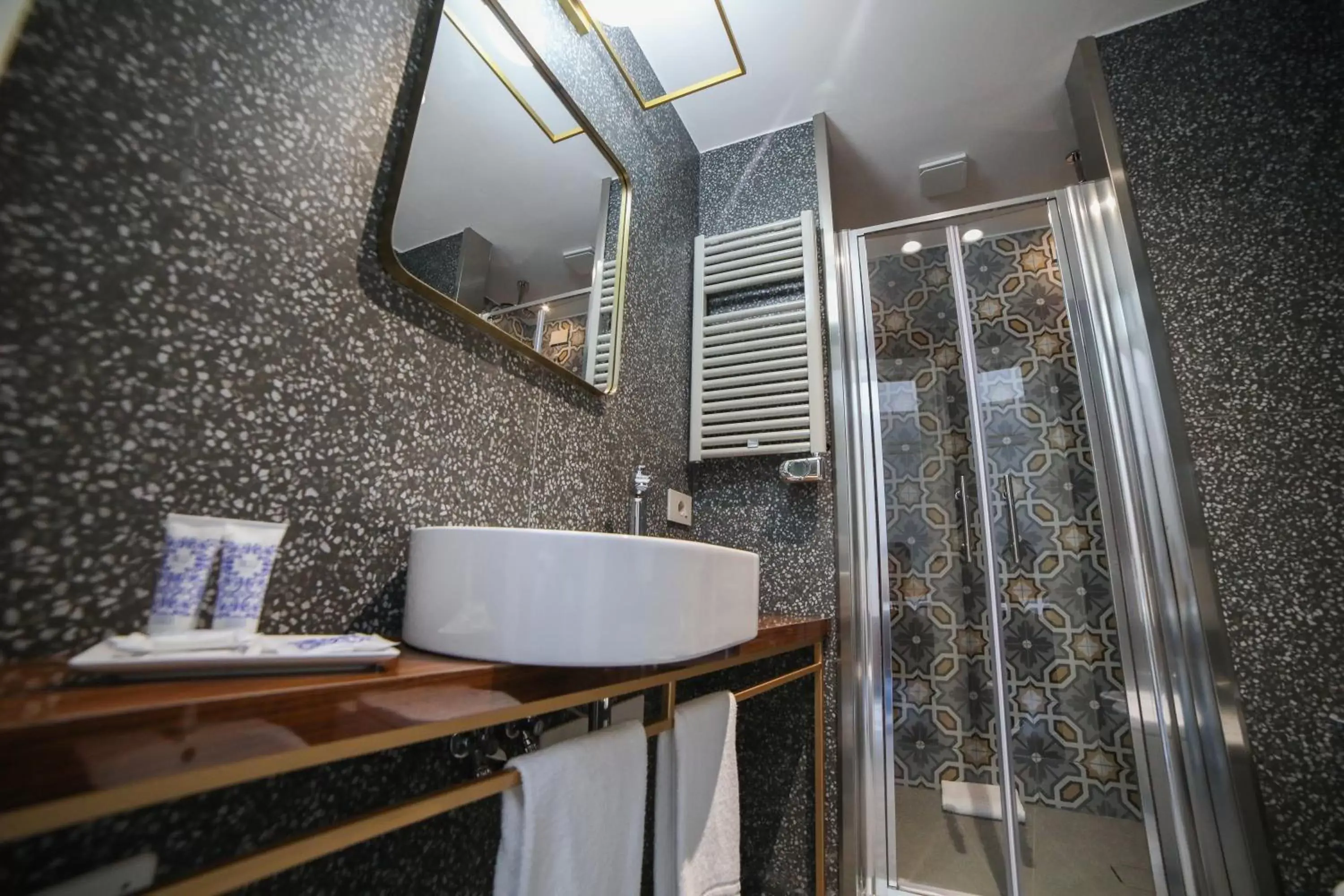 Decorative detail, Bathroom in 20 Miglia Boutique Hotel