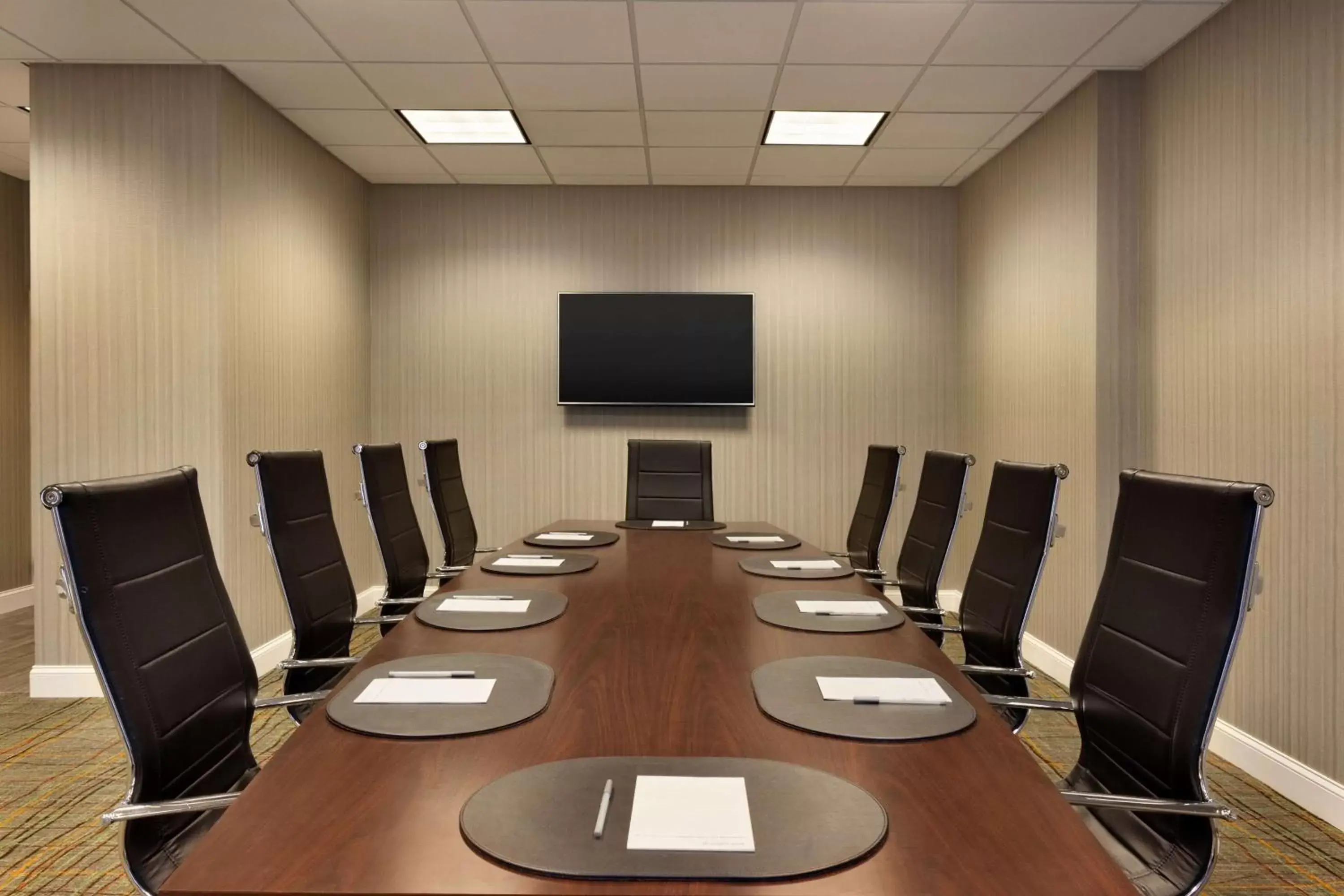 Meeting/conference room in Hampton Inn & Suites Largo