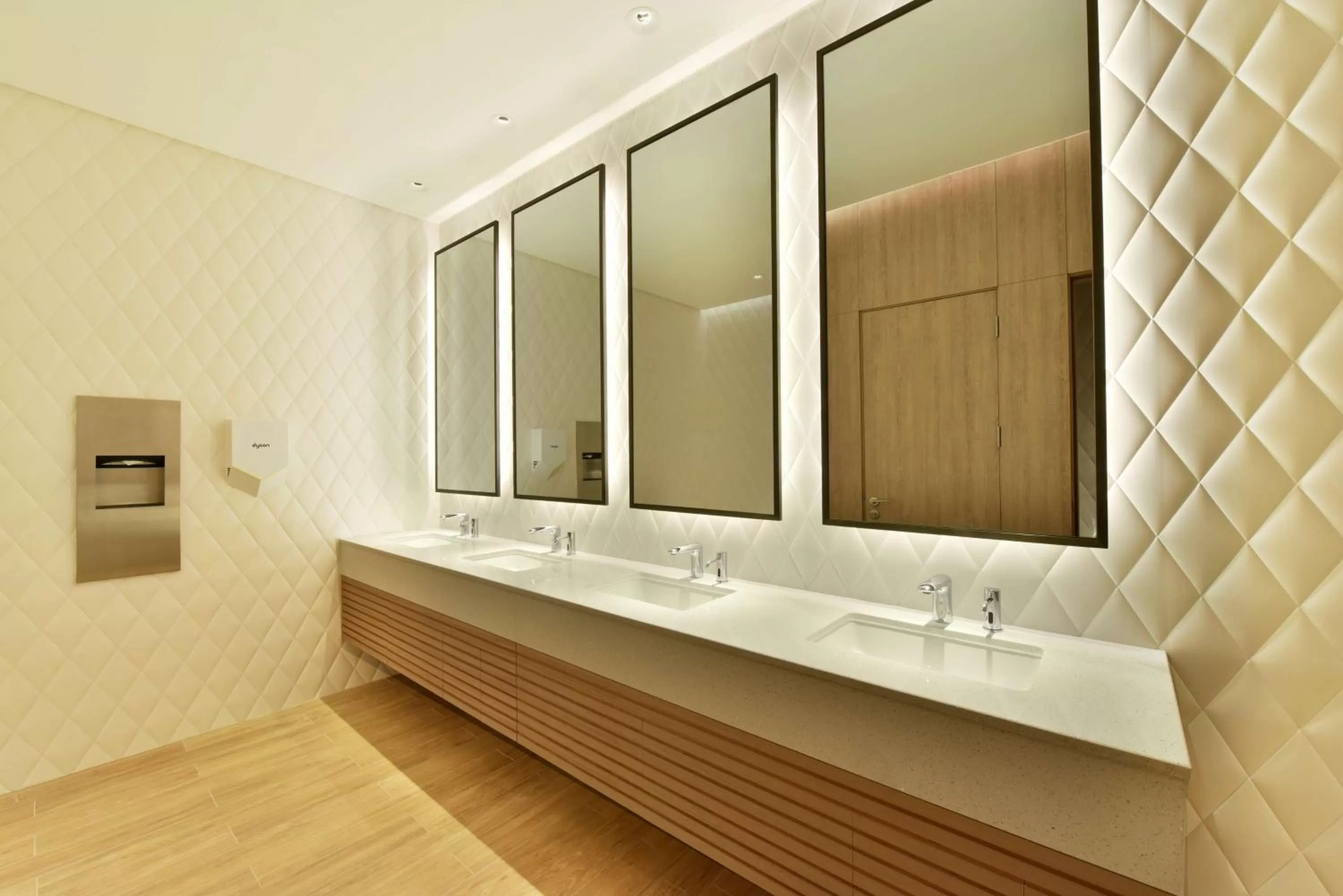 Bathroom in Hilton Garden Inn Bahrain Bay