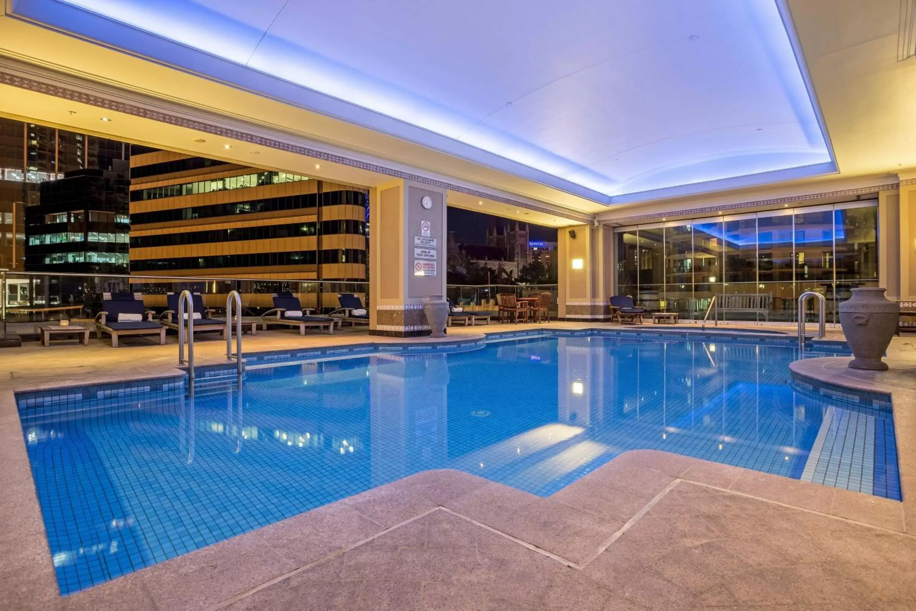 Swimming Pool in Brisbane Marriott Hotel