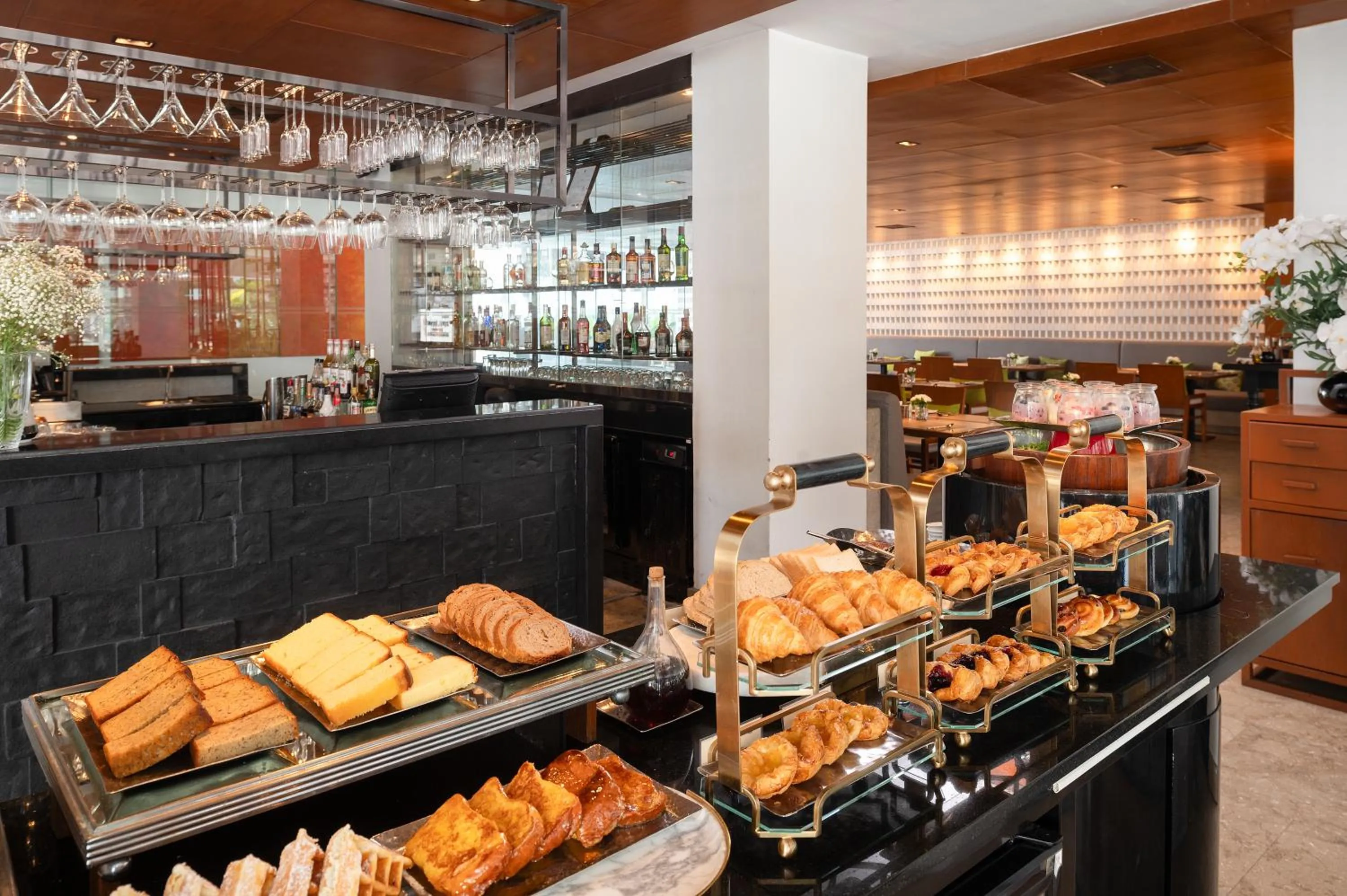 Buffet breakfast in Woodlands Suites Serviced Residences