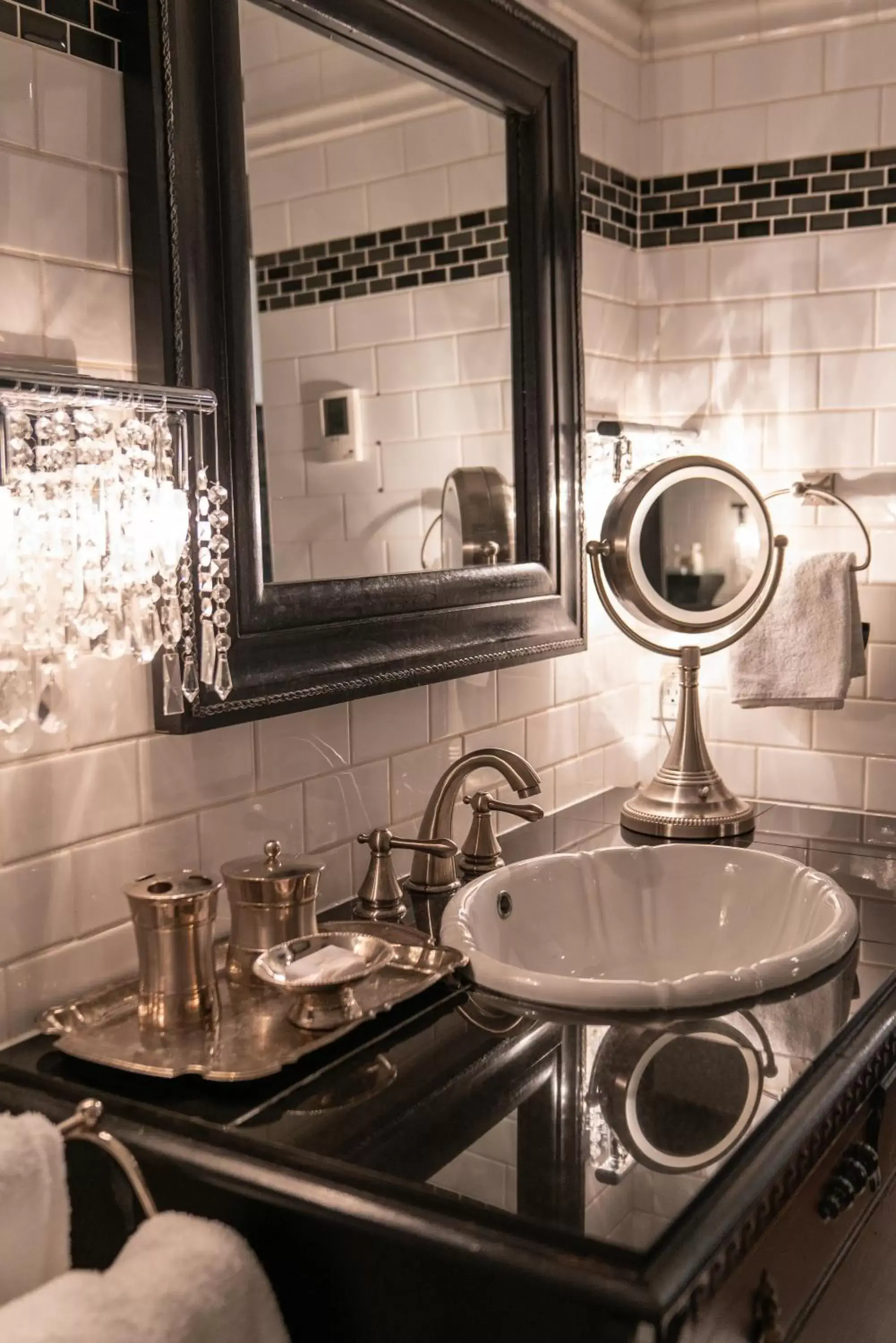 Bathroom in Prestige Rocky Mountain Resort Cranbrook, WorldHotels Crafted