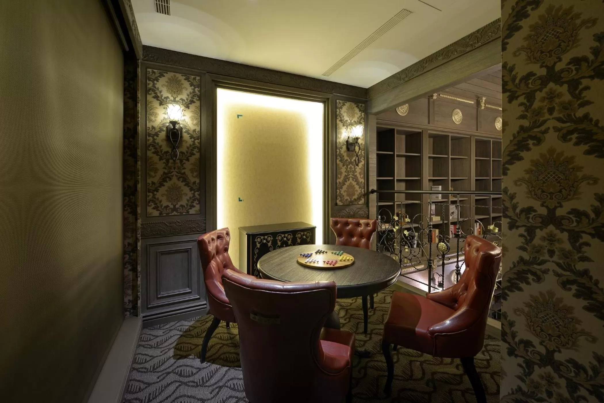 Seating area in Golden Tulip RS Boutique Hotel-Tainan