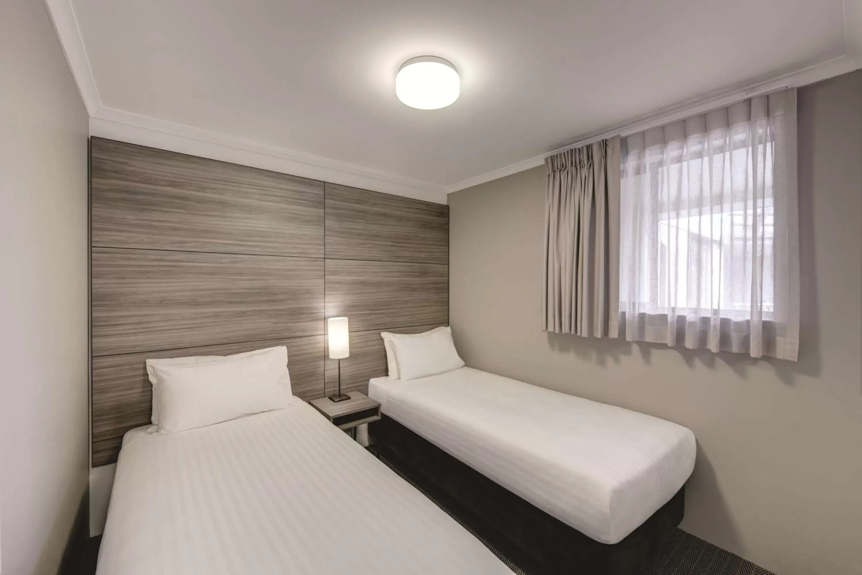 Bedroom, Bed in Adina Serviced Apartments Canberra James Court