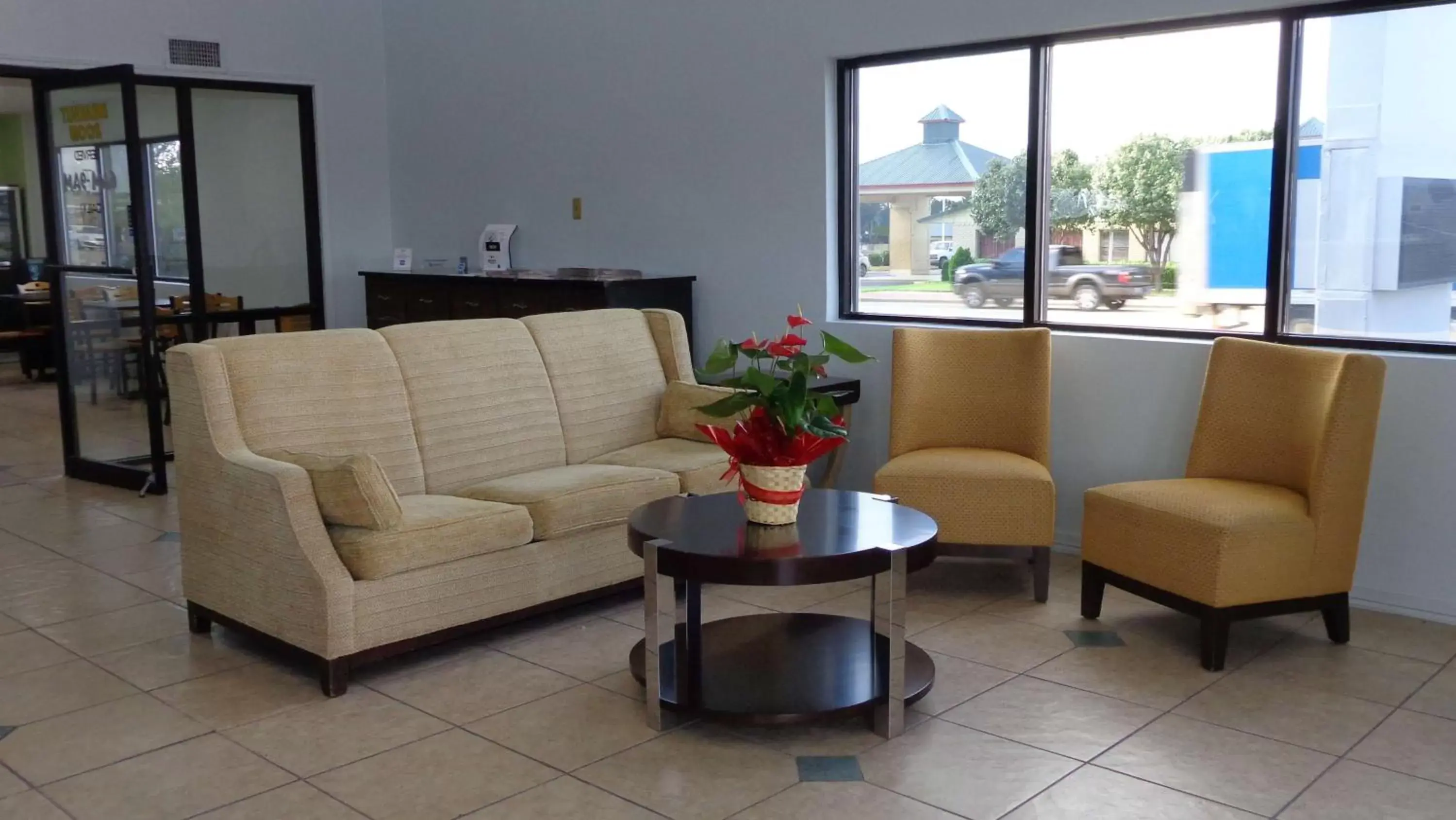 Lobby or reception, Seating Area in SureStay Hotel by Best Western Childress