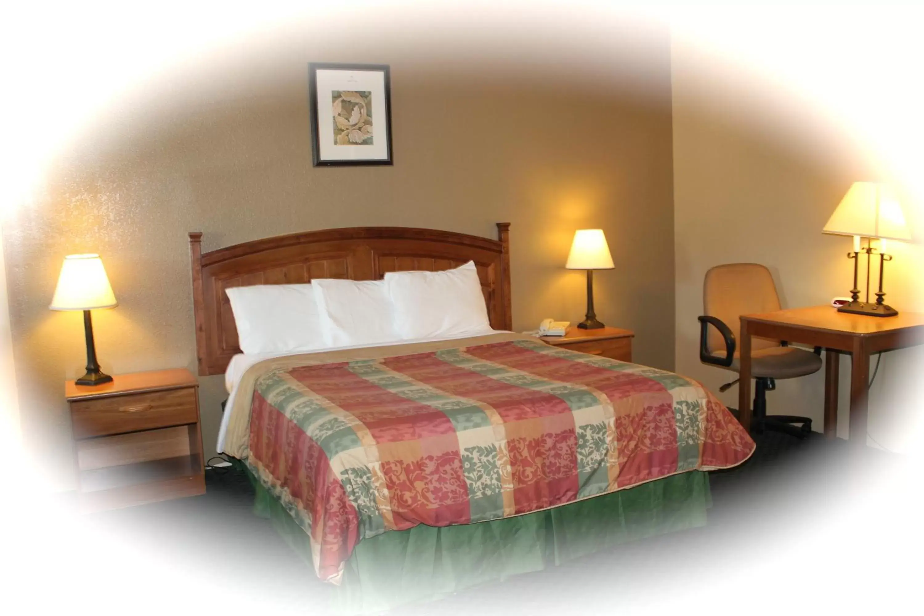 Photo of the whole room, Bed in Holland Inn and Suites