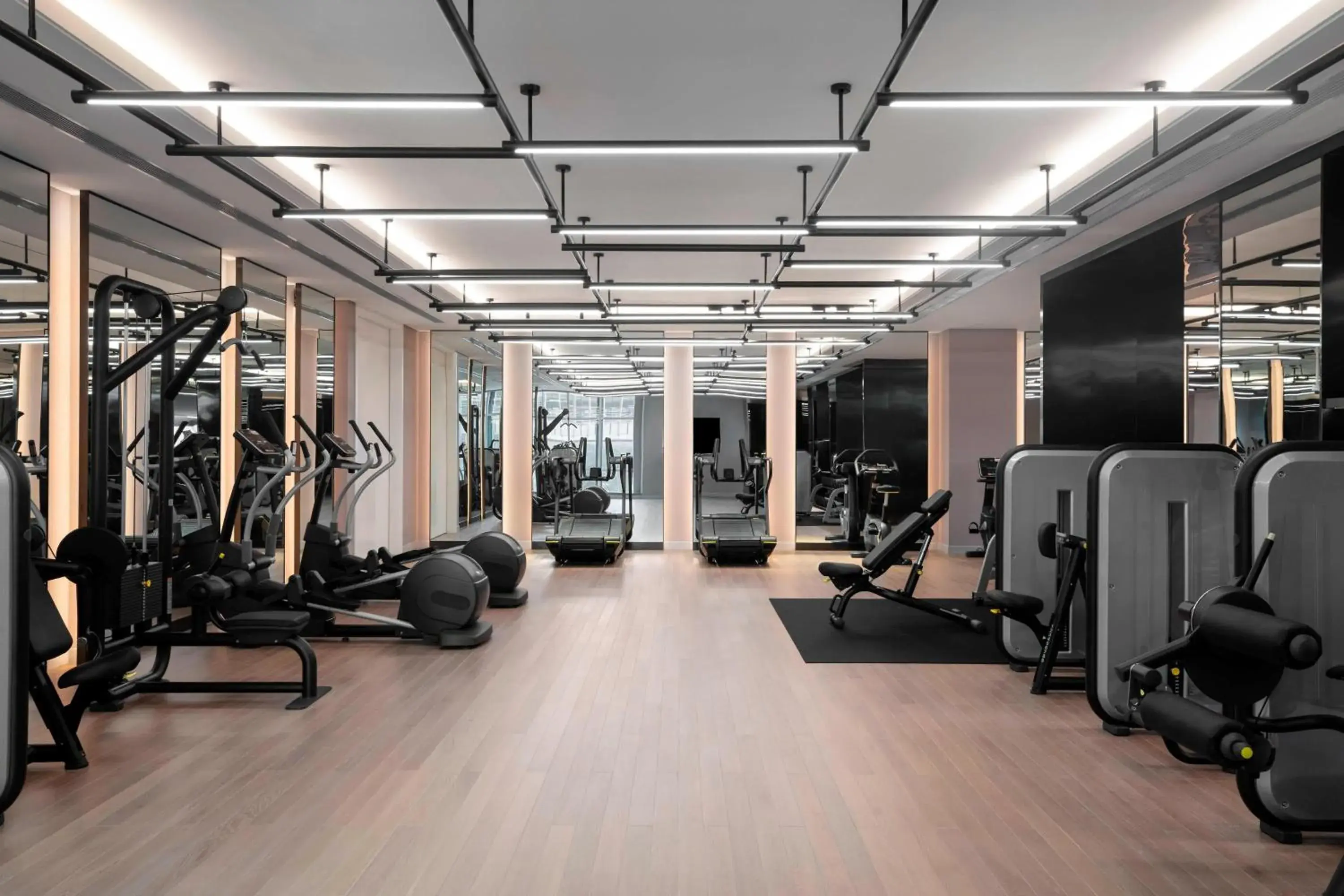 Fitness centre/facilities, Fitness Center/Facilities in Courtyard by Marriott Shanghai Minhang