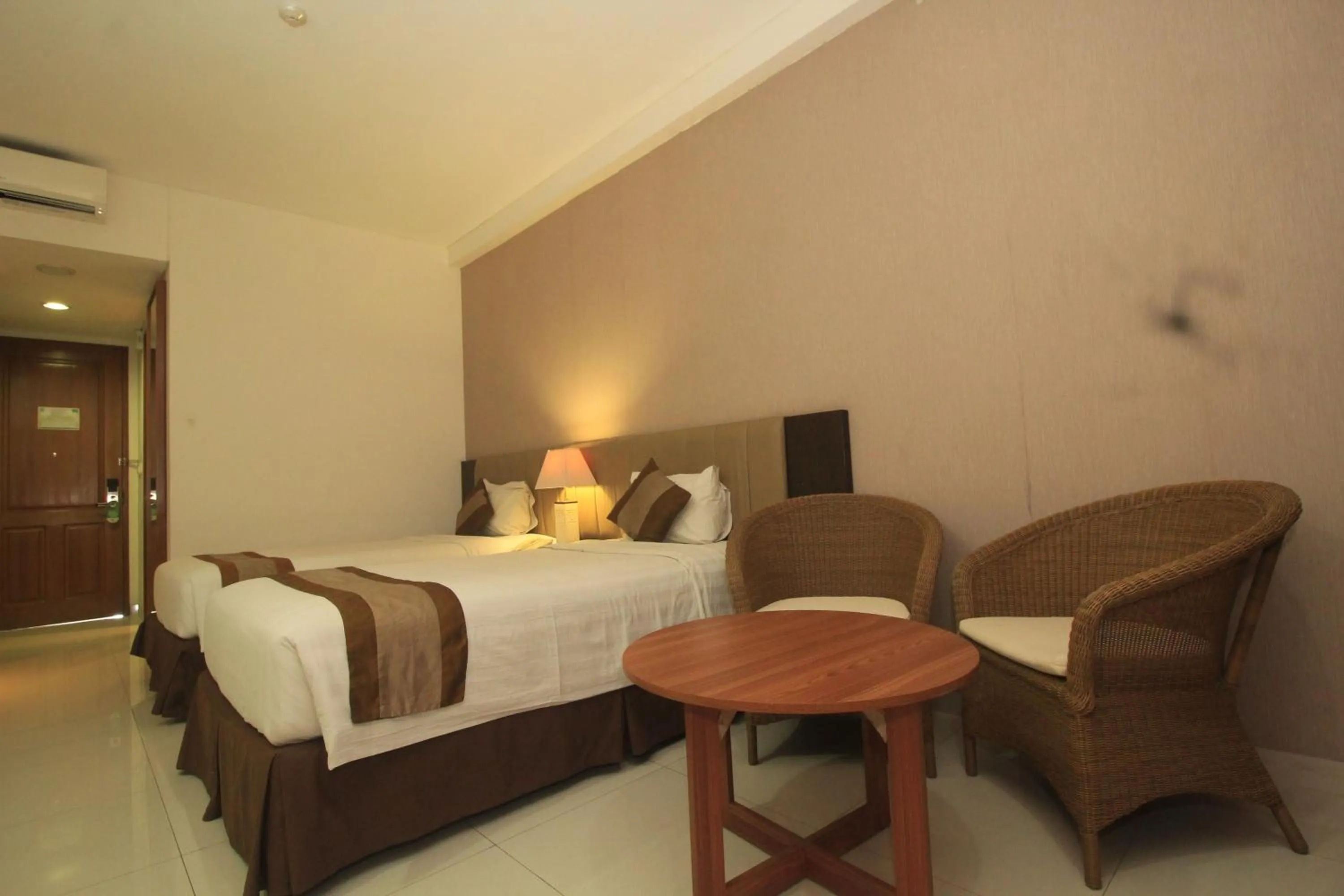 Bed in Hotel on The Rock