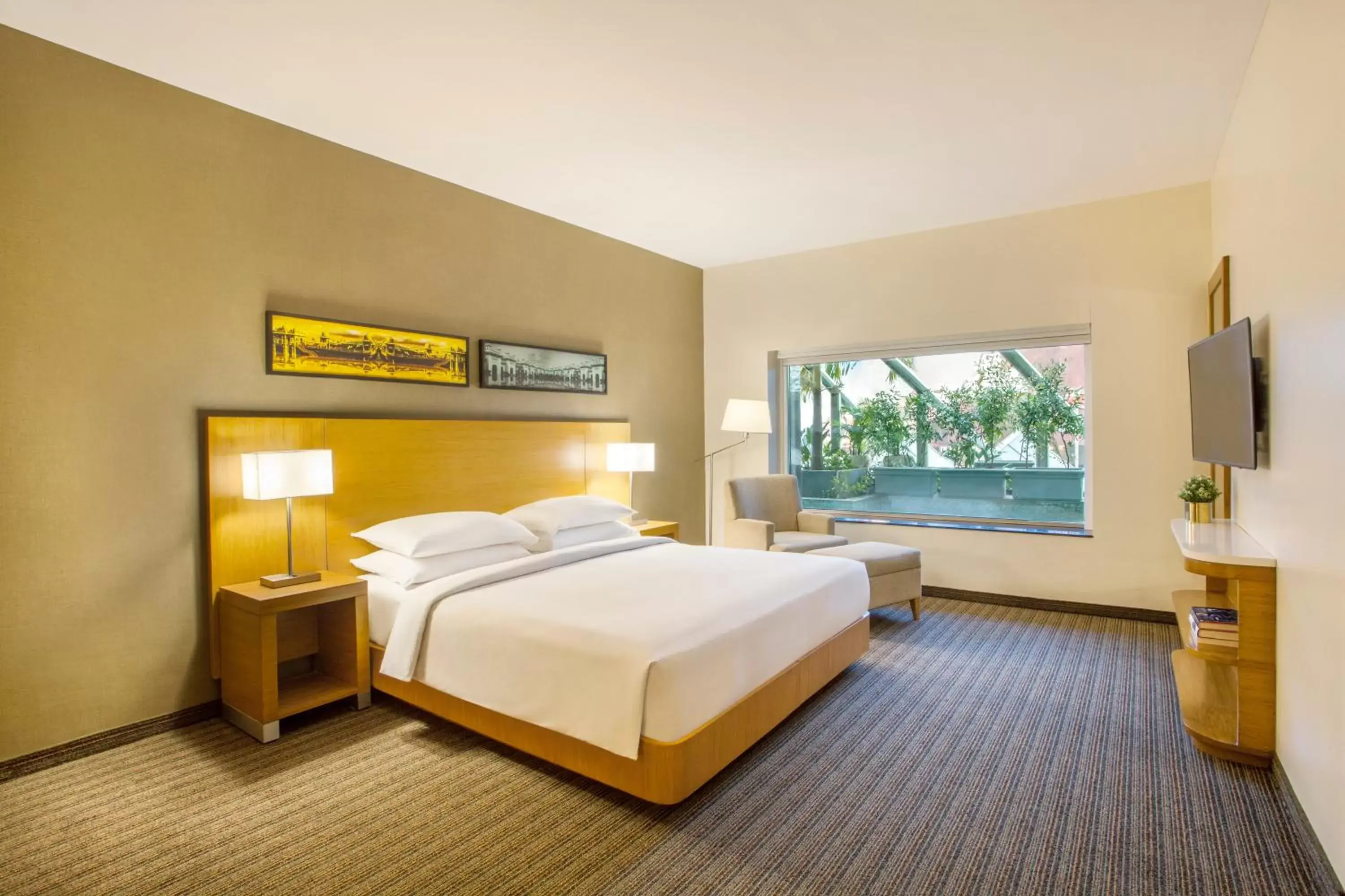 Bed in Hyatt Place Hyderabad Banjara Hills Bed in Hyatt Place Hyderabad Banjara Hills