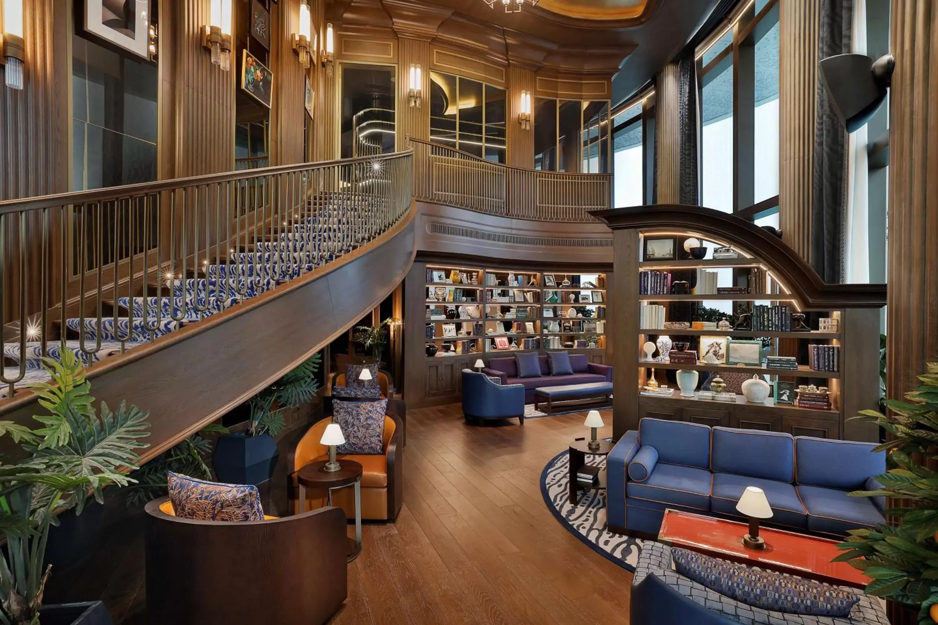 Dining area, Lounge/Bar in Waldorf Astoria Lusail, Doha