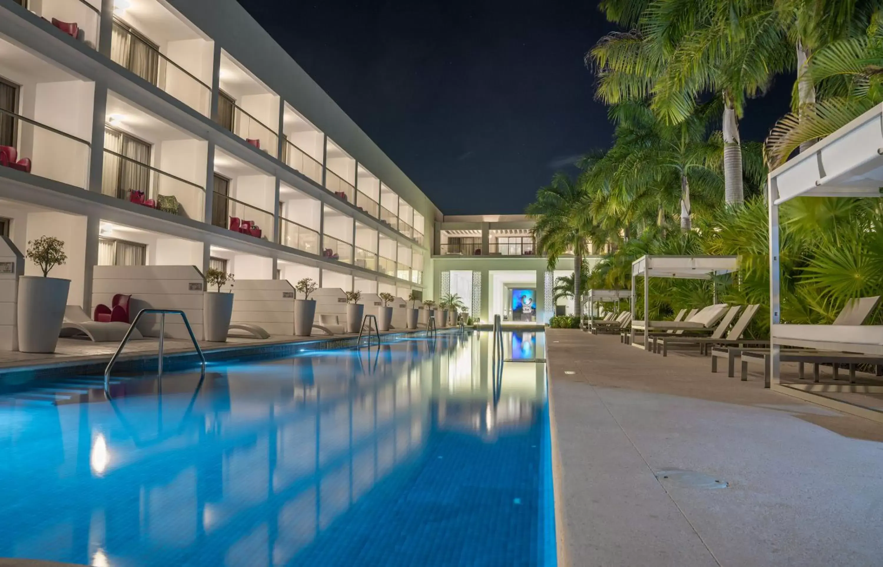 Swimming Pool in Platinum Yucatan Princess Adults Only - All Inclusive