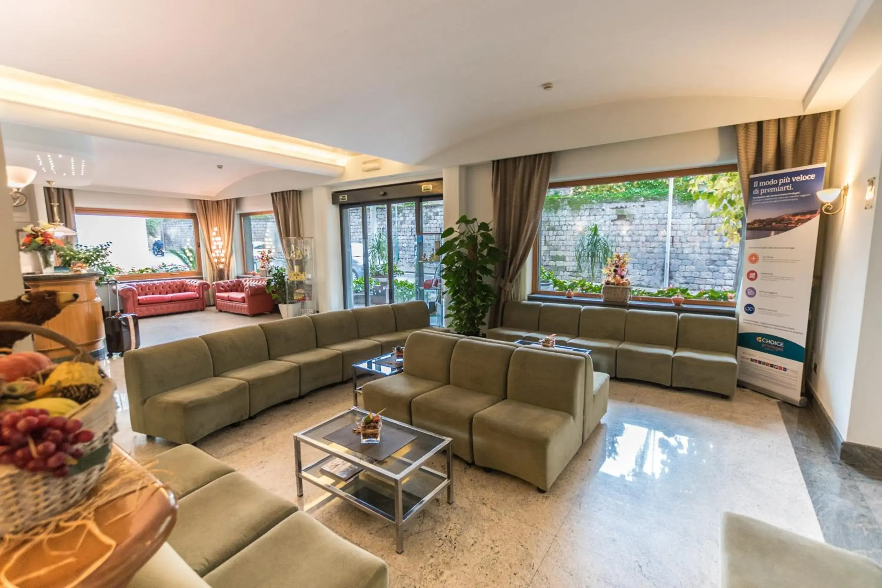 Lobby or reception, Seating Area in Comfort Hotel Gardenia Sorrento Coast