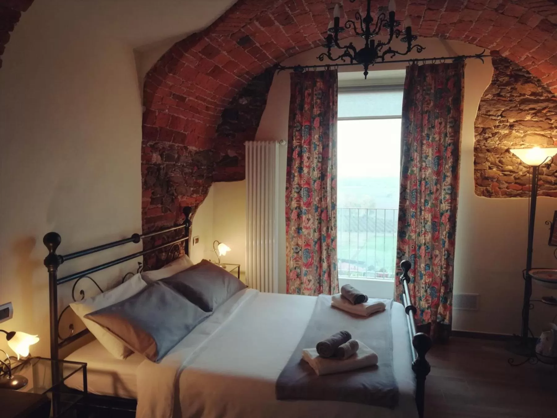 Deluxe Double Room with Balcony in B&B Villa Antilia