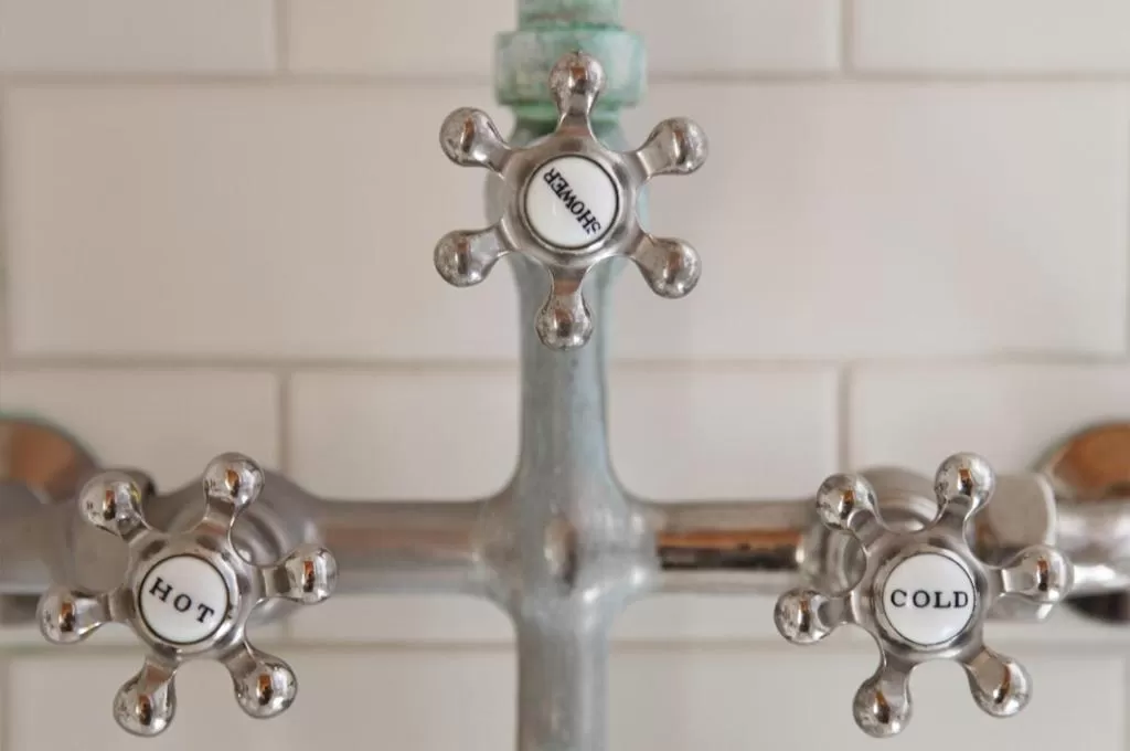 Bathroom in Tallman Hotel