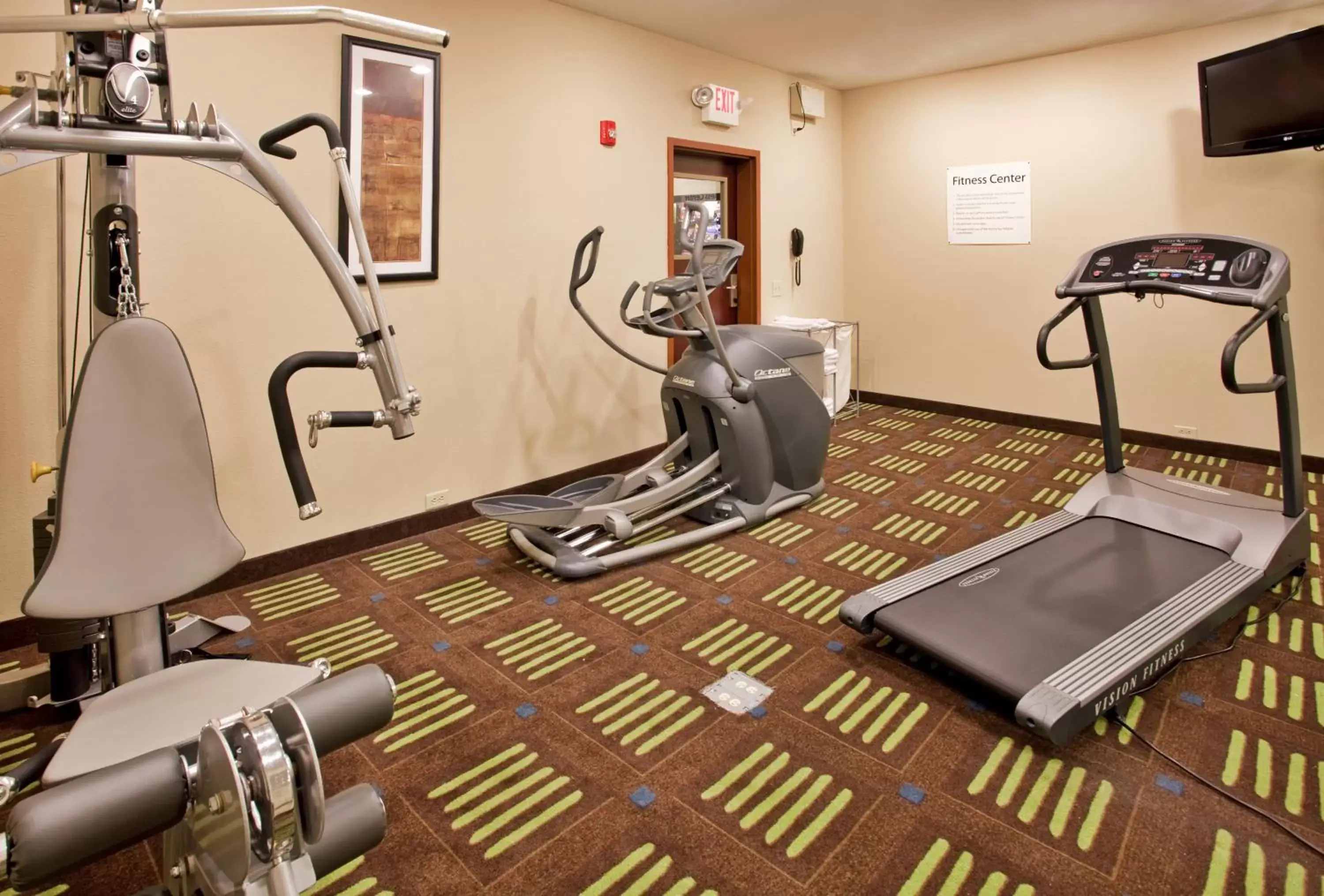 Fitness centre/facilities, Fitness Center/Facilities in Holiday Inn Express Hotel & Suites St. Charles, an IHG Hotel