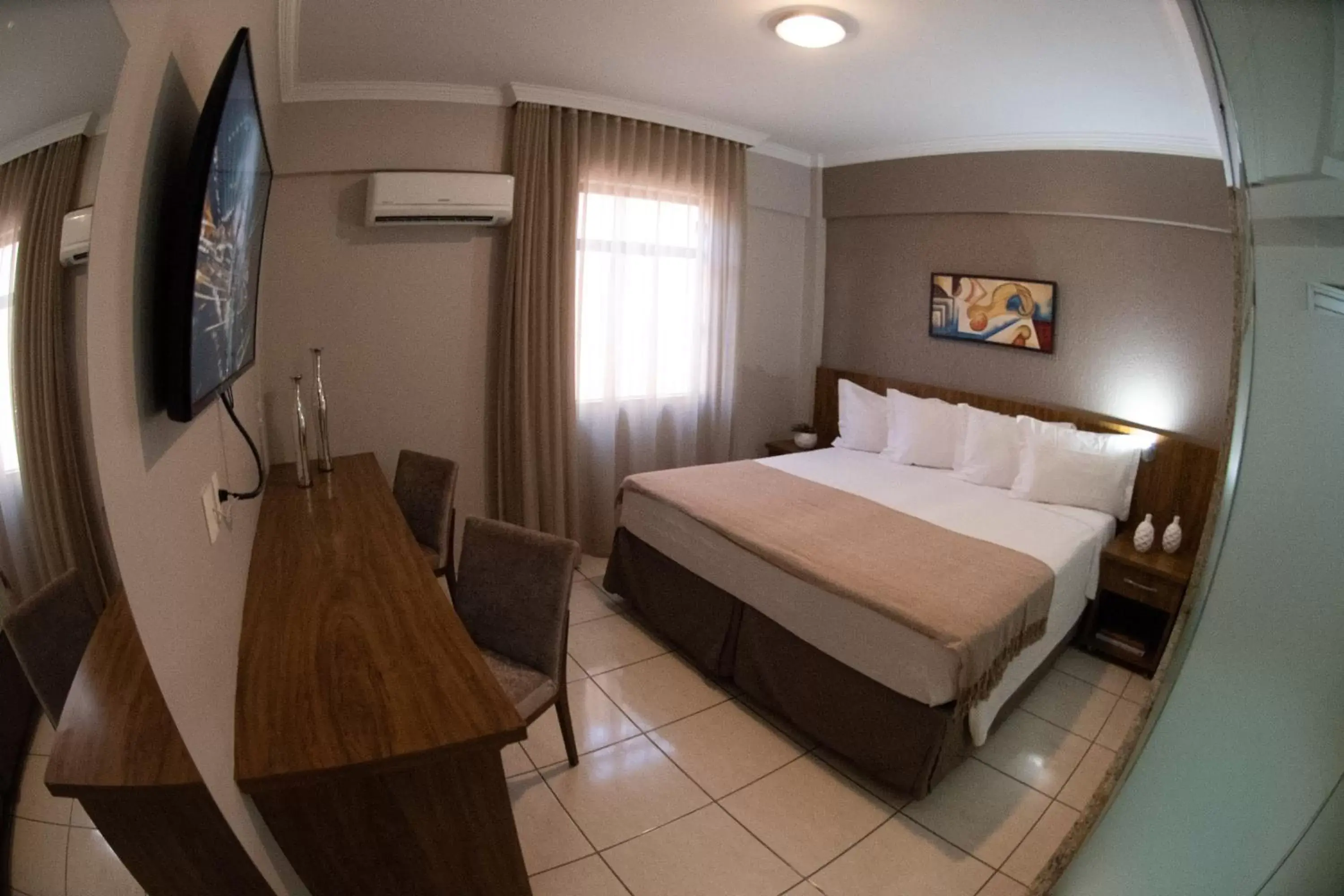 Communal lounge/ TV room, Bed in Hotel Capital Das Pedras