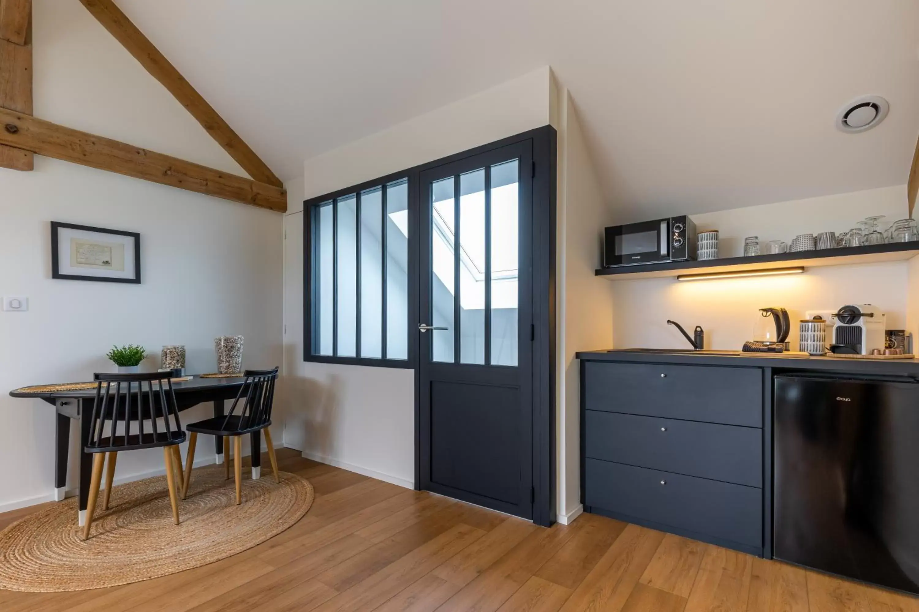 Dining area, Kitchen/Kitchenette in La Burie