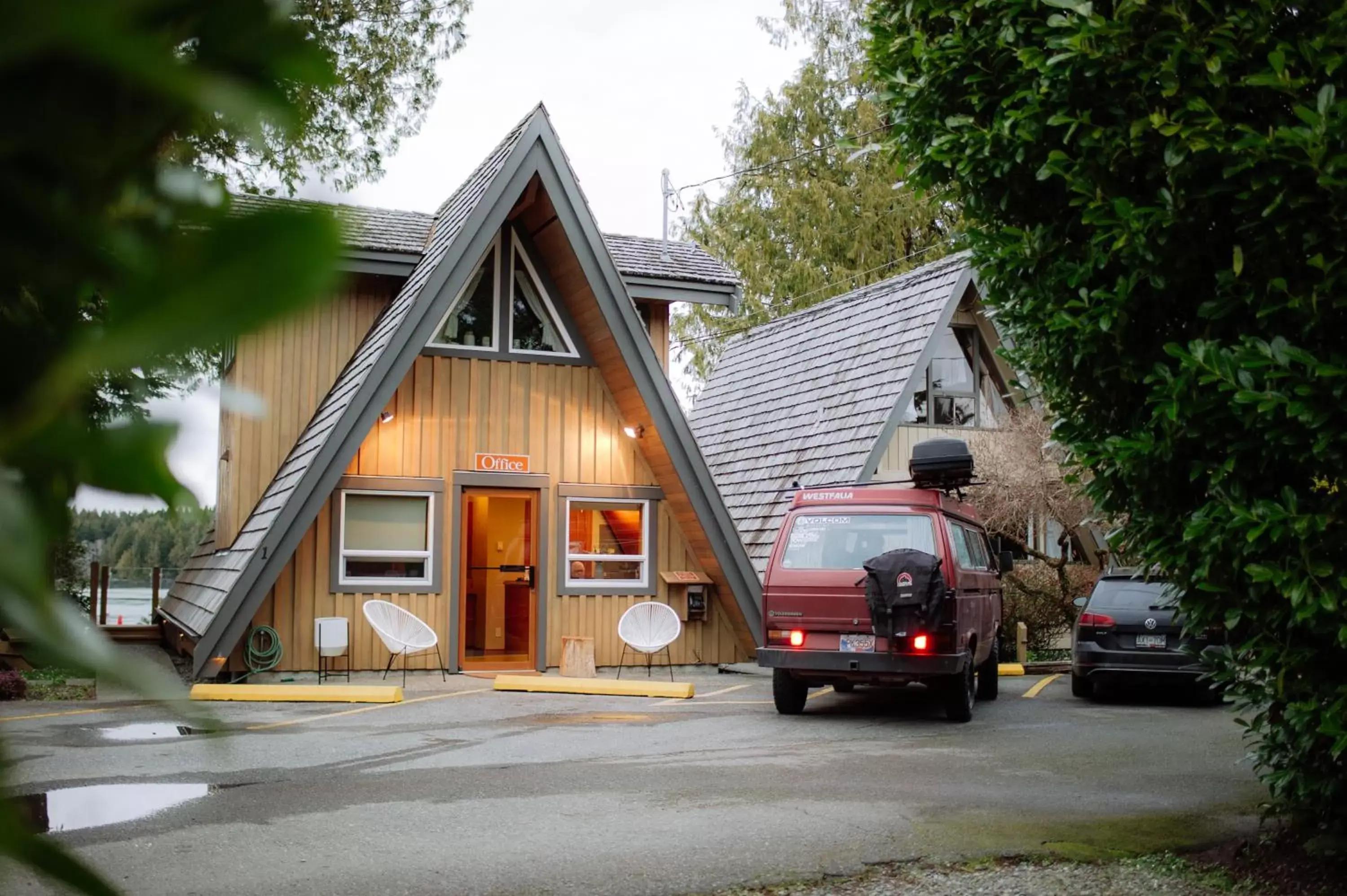 Property Building in The Shoreline Tofino