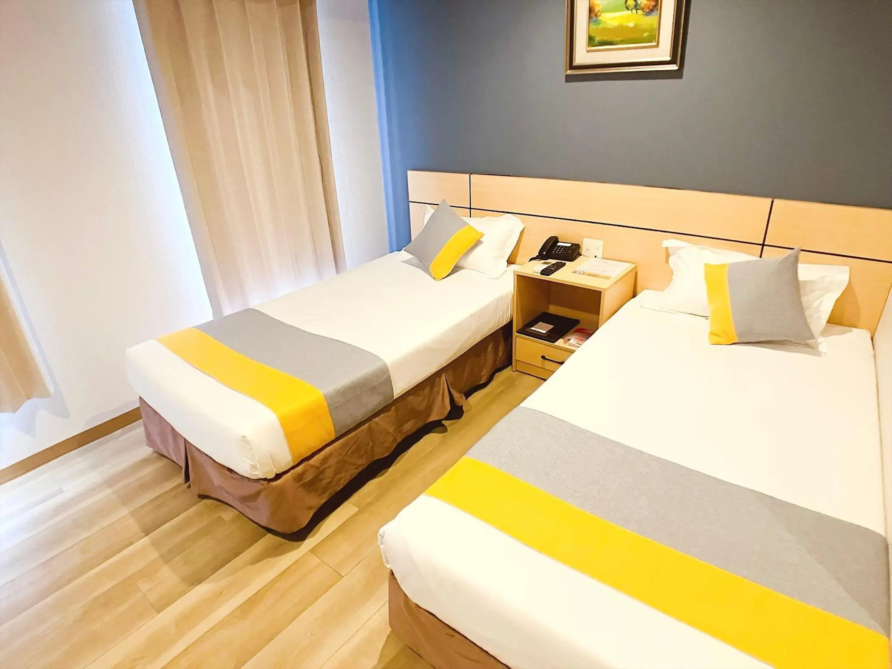 Twin Room - single occupancy in Victoria Hotel Naha