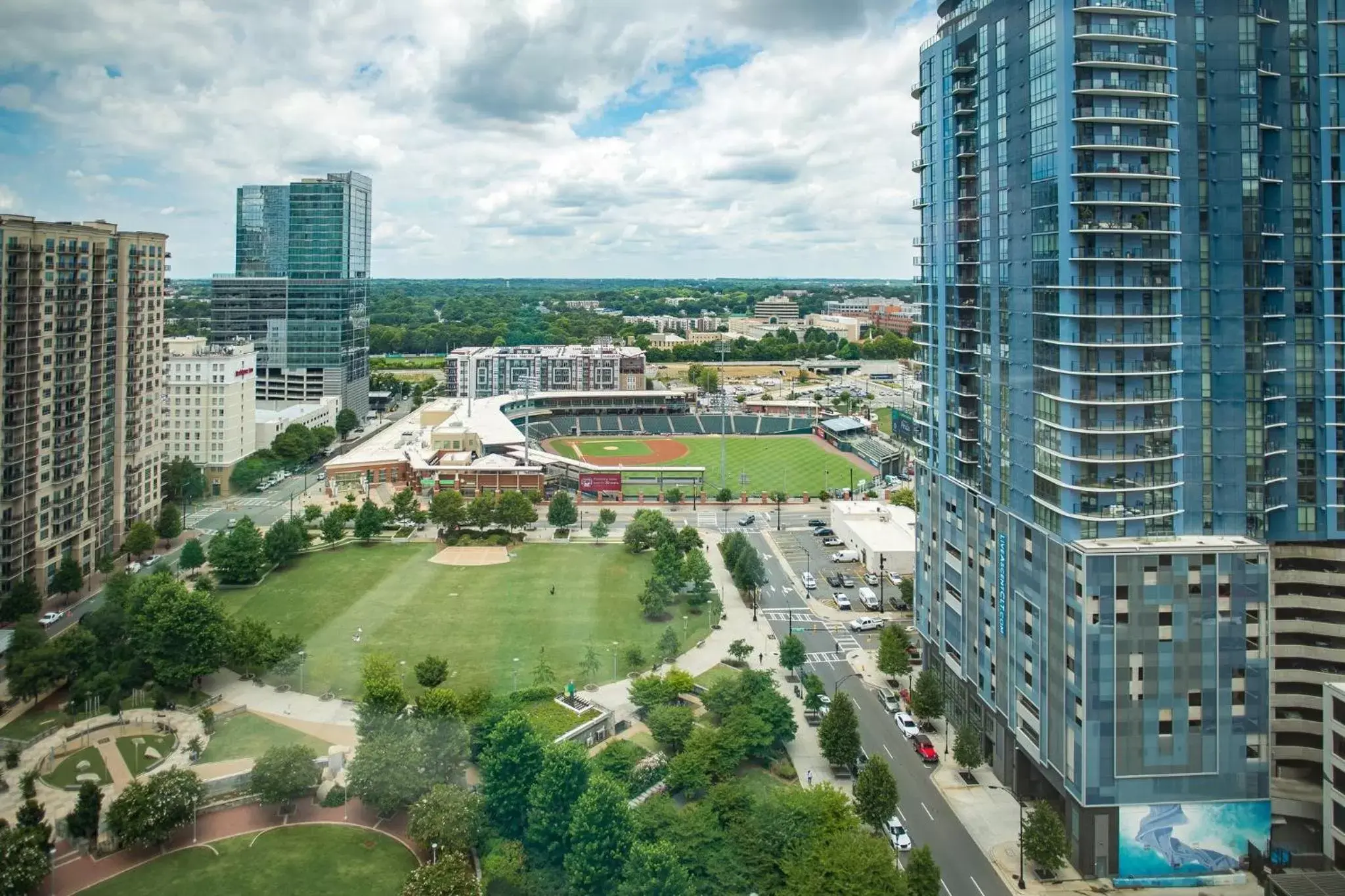 Photo of the whole room, Bird's-eye View in Kimpton Tryon Park Hotel, an IHG Hotel