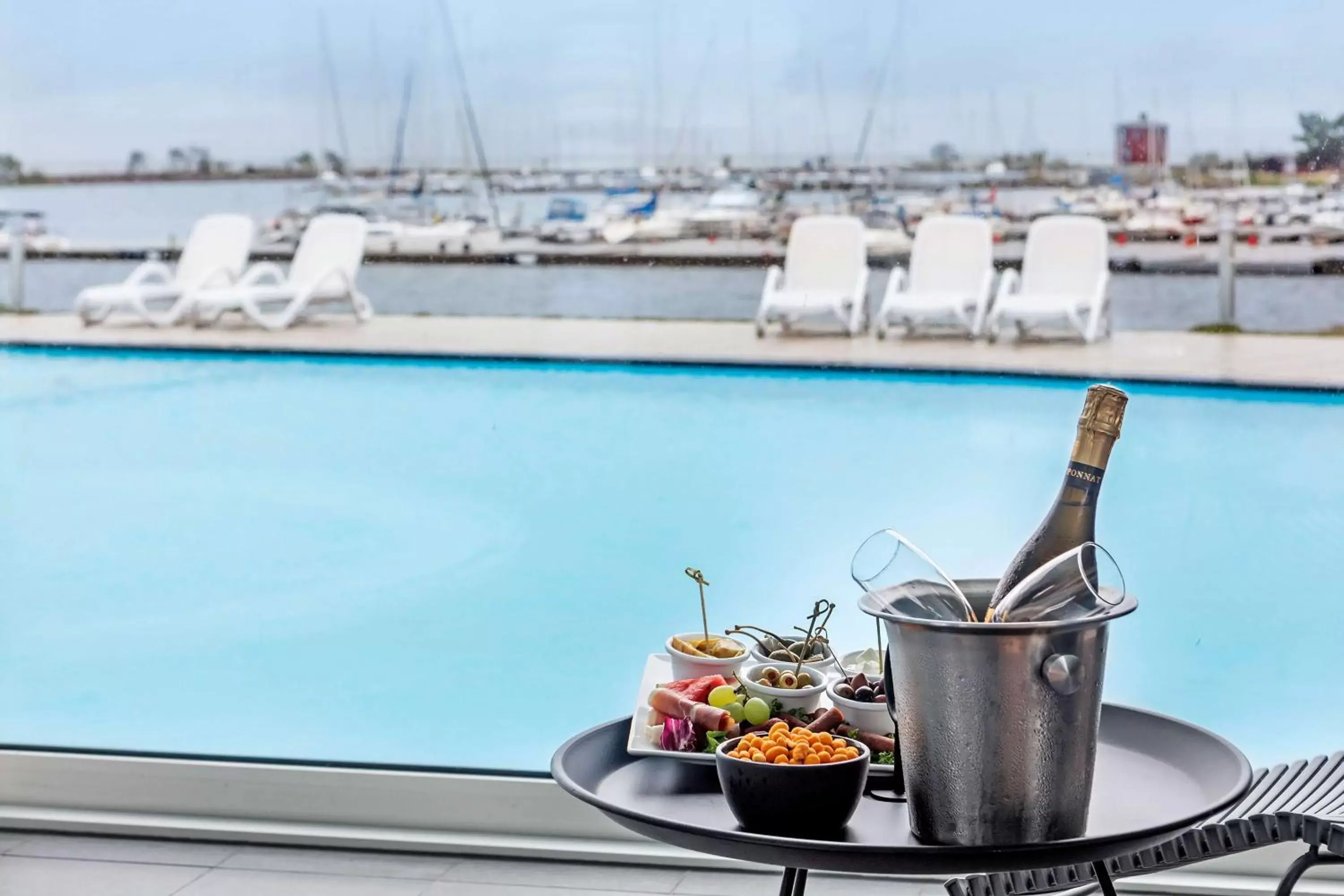 Pool view in Best Western Hotel Corallen Pool view in Best Western Hotel Corallen