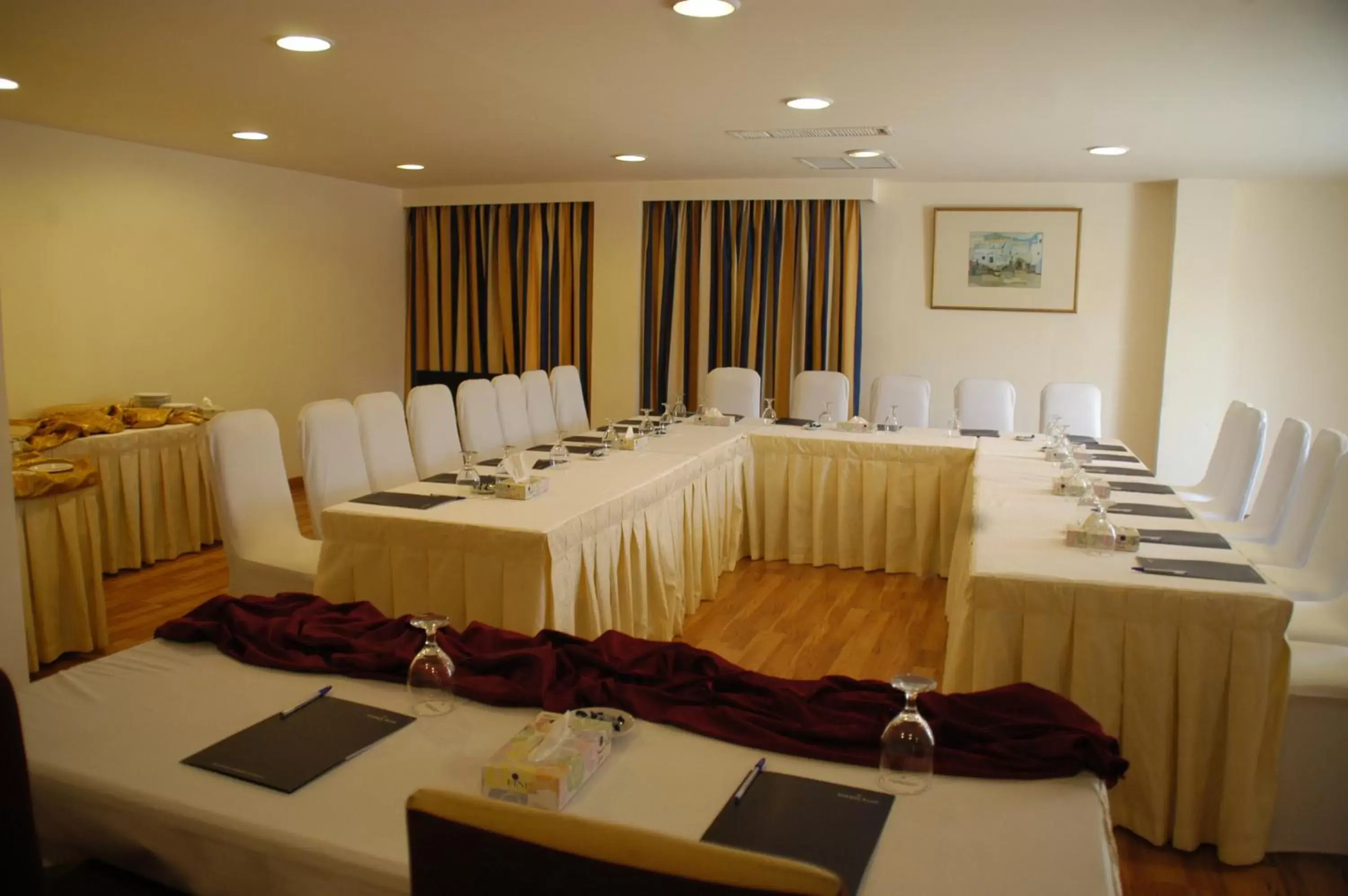 Meeting/conference room in Golden Tulip Aqaba