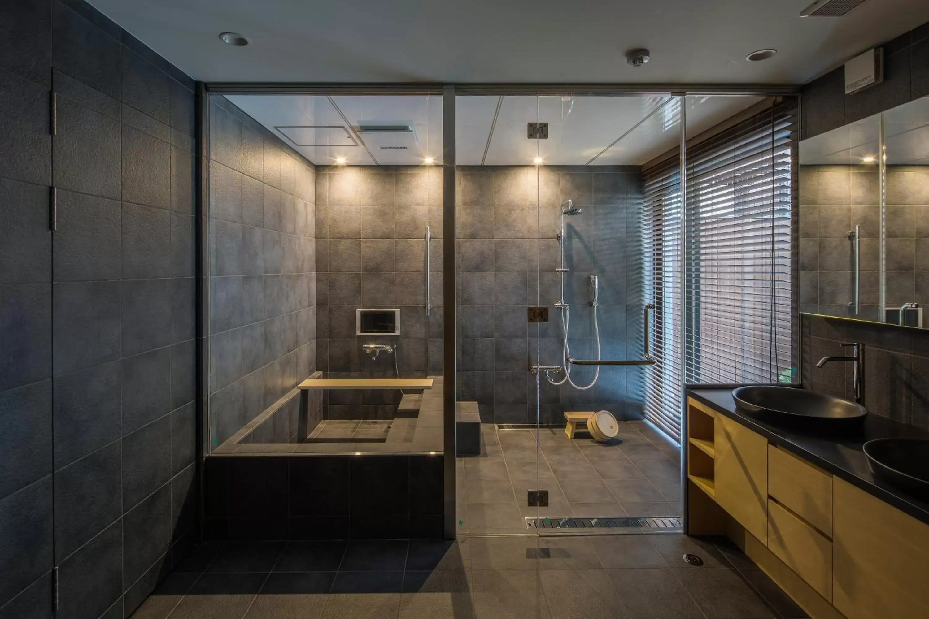 Photo of the whole room, Bathroom in Villa Sanjomuromachi KYOTO