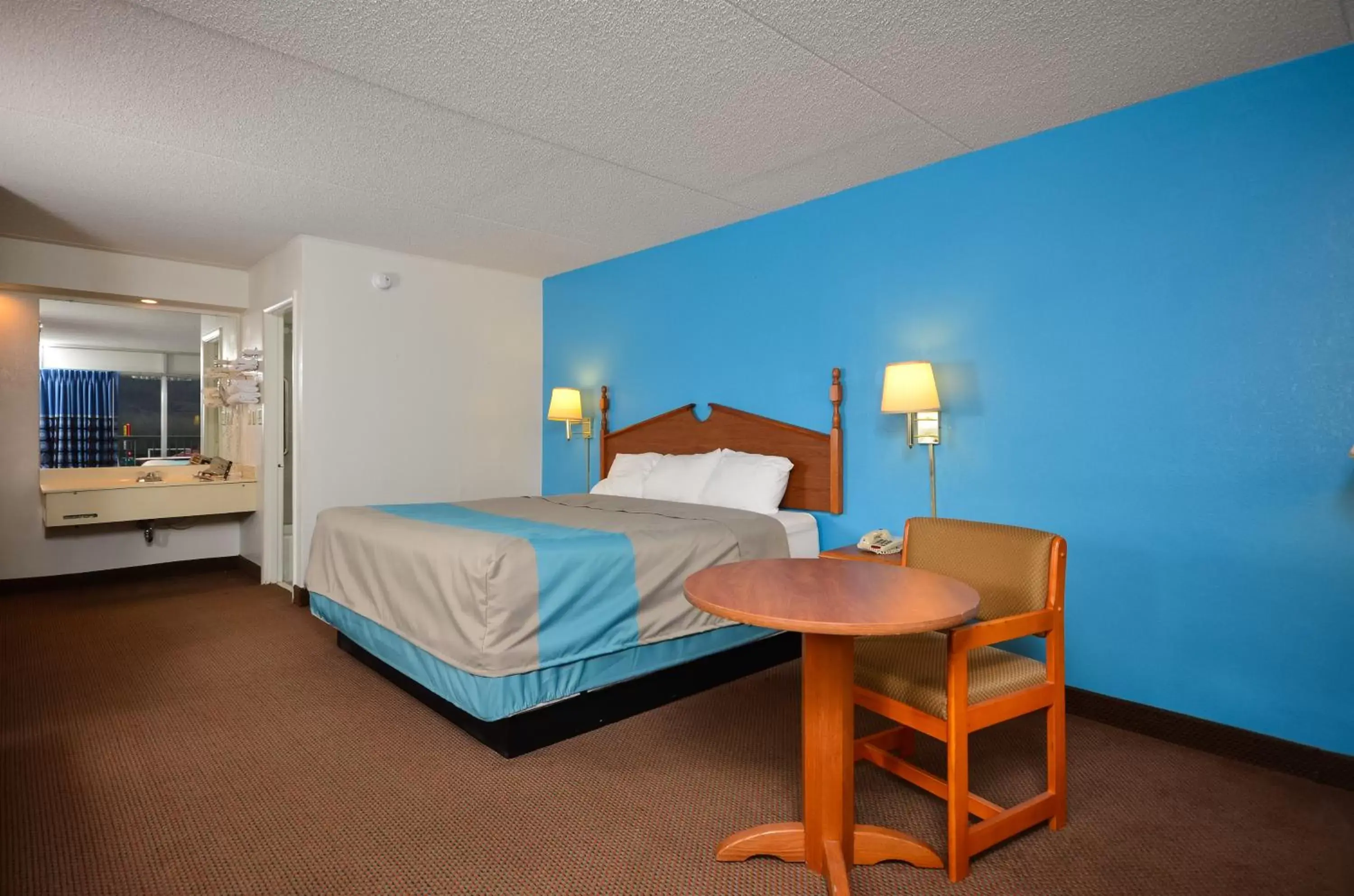 Bedroom, Bed in Motel 6-Pulaski, TN