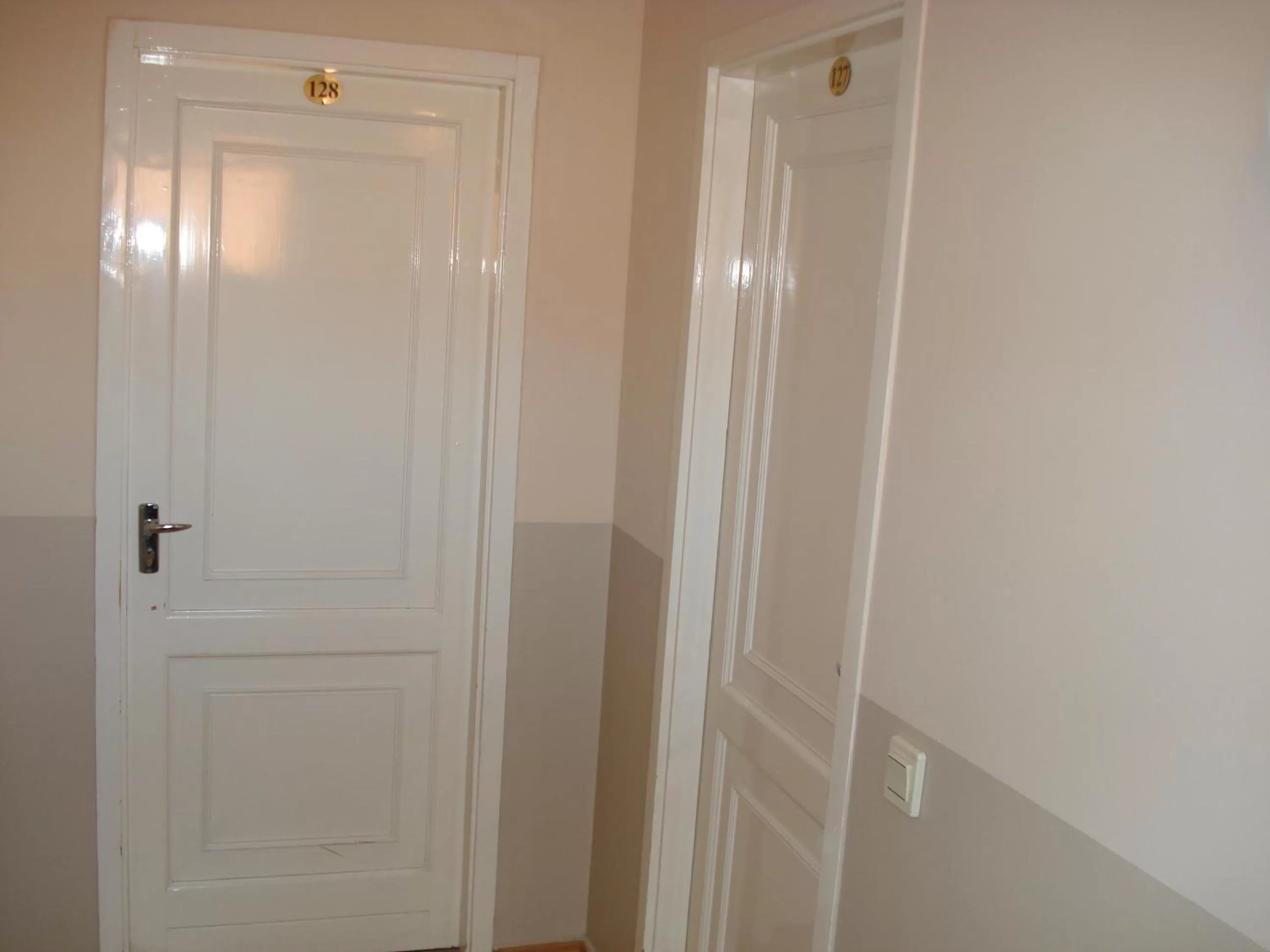 Photo of the whole room, Bathroom in Szent György Fogadó