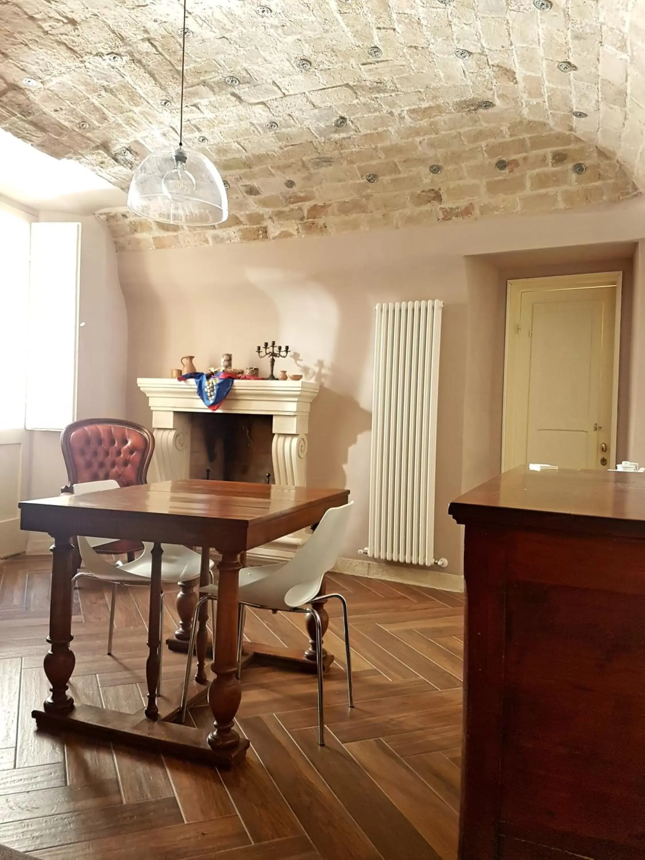 Dining area in La Dimora del Falconiere - Luxury Suites