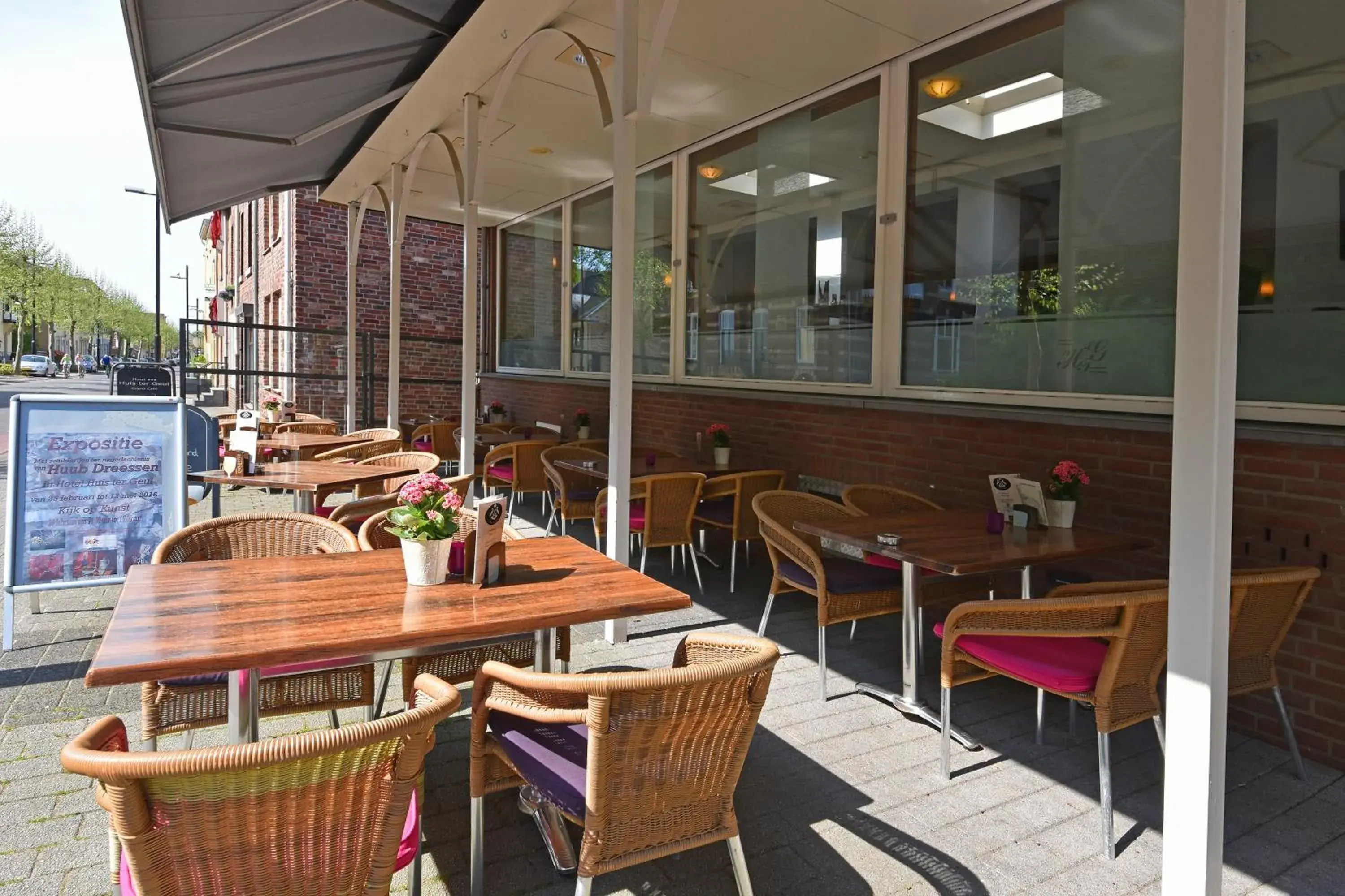 Balcony/Terrace, Restaurant/Places to Eat in Huis Ter Geul