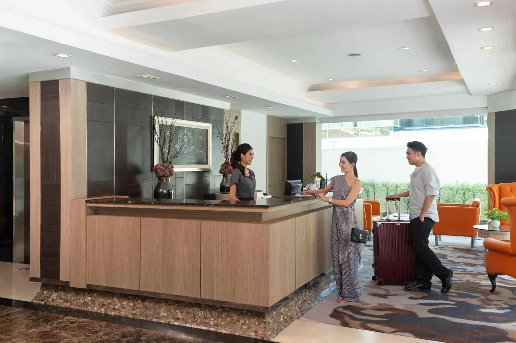 Lobby or reception in Kingston Suites Bangkok