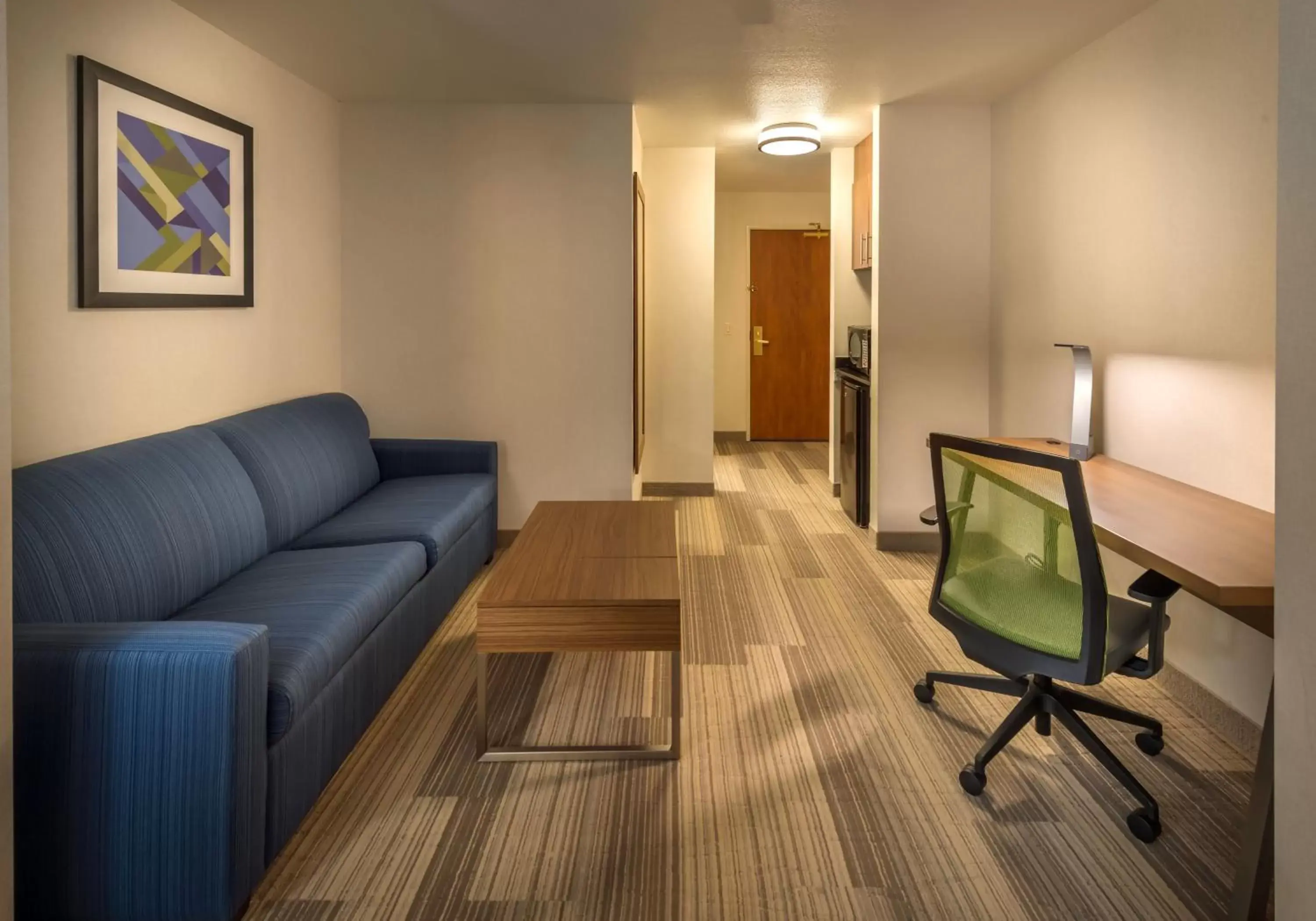 Photo of the whole room, Seating Area in Holiday Inn Express Hotel & Suites Carson City, an IHG Hotel