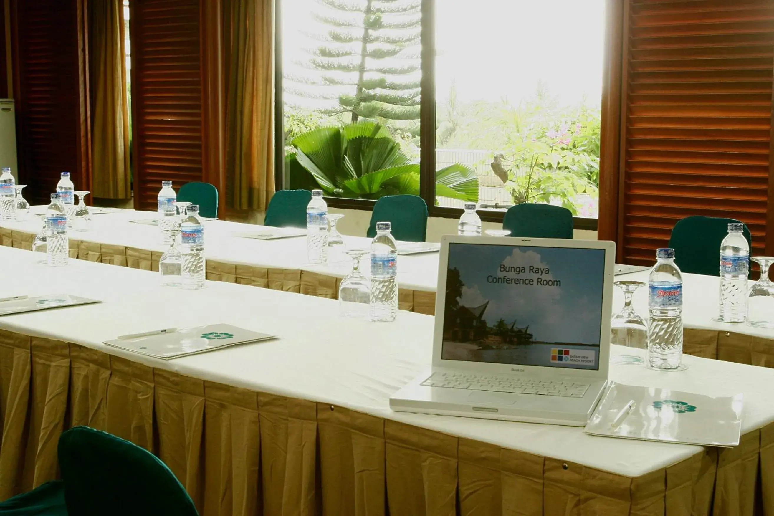 Business facilities in Batam View Beach Resort Business facilities in Batam View Beach Resort