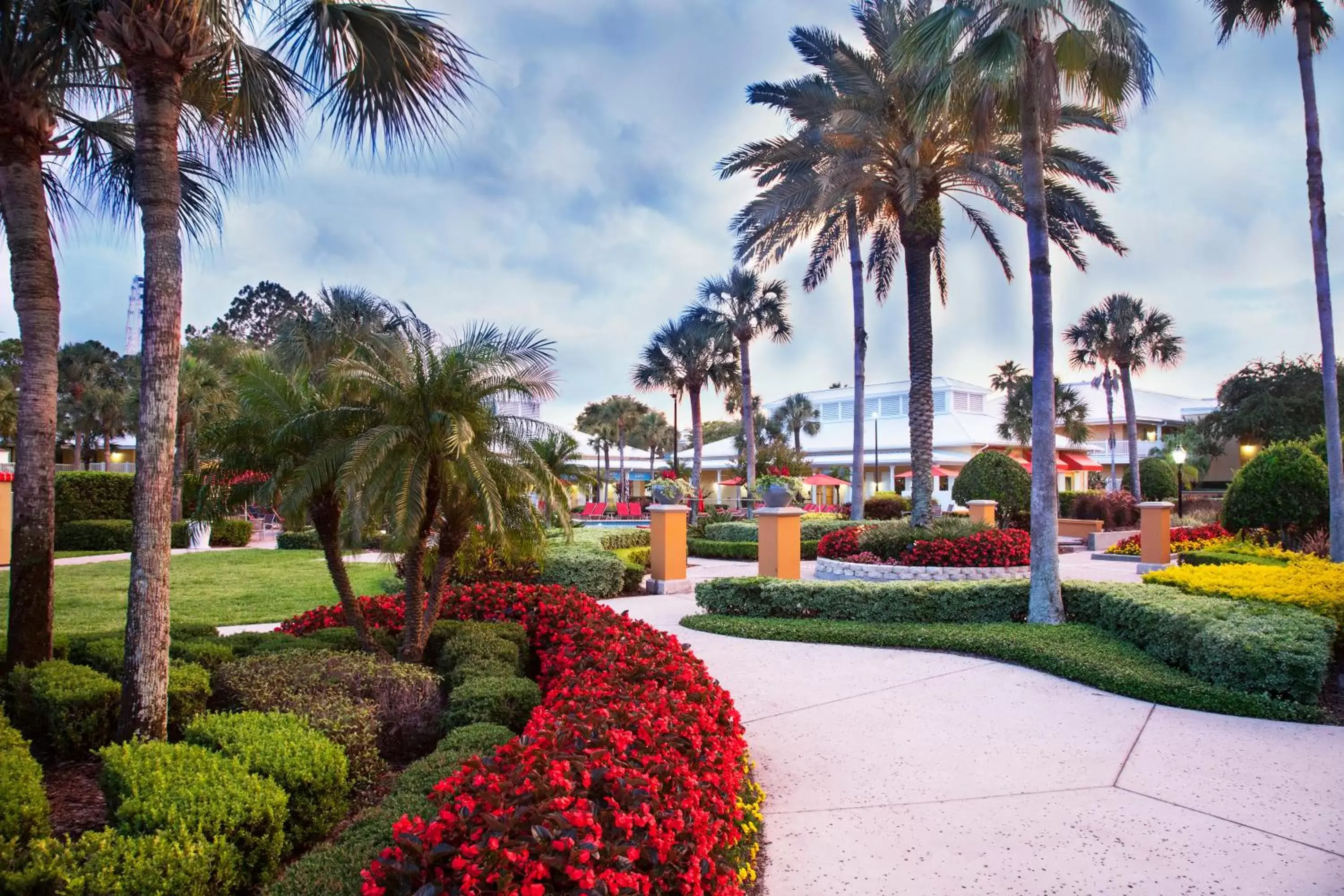 Facade/entrance, Garden in Wyndham Orlando Resort International Drive