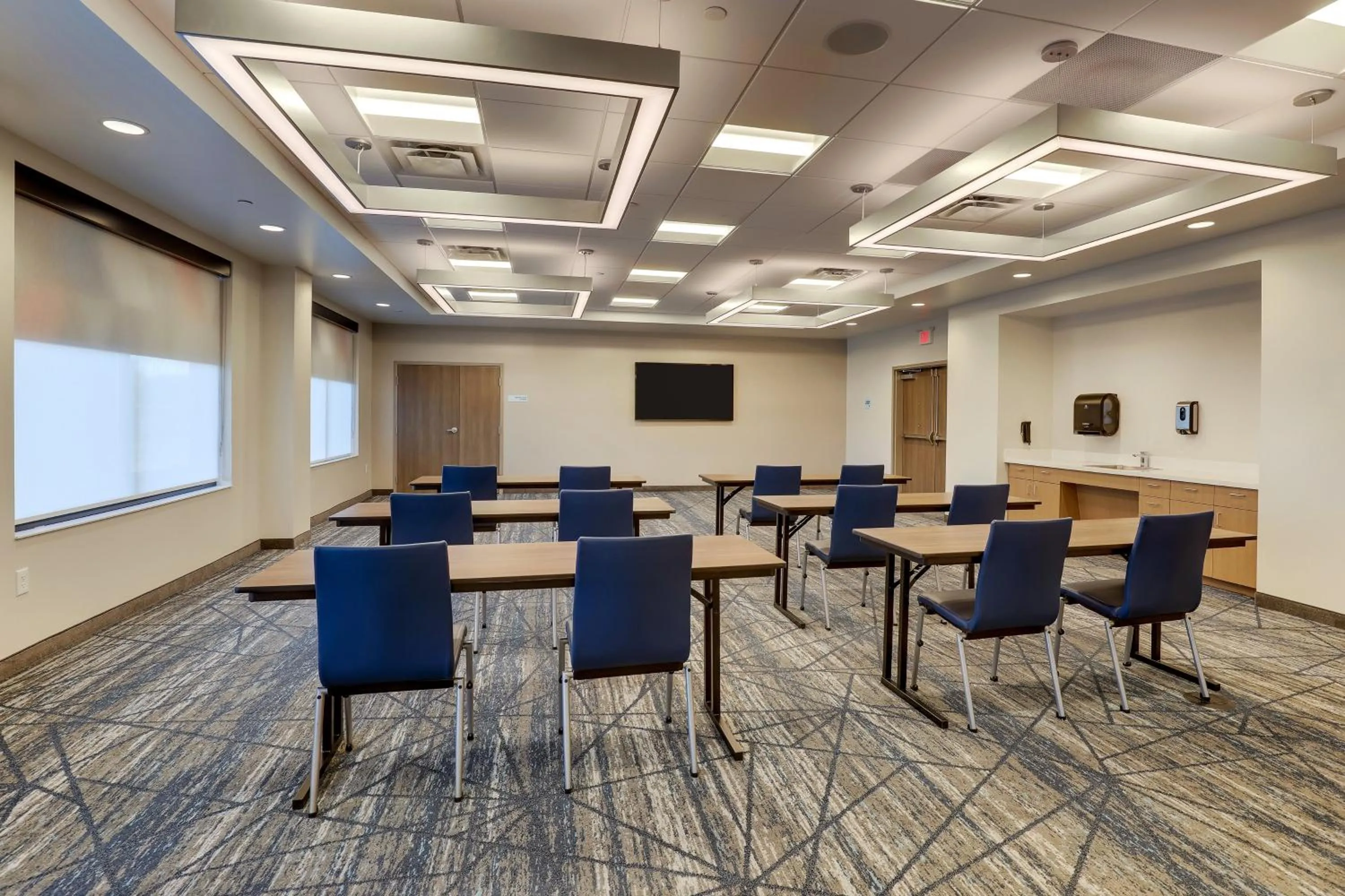 Meeting/conference room in Holiday Inn Express Holly Springs - Raleigh Area by IHG