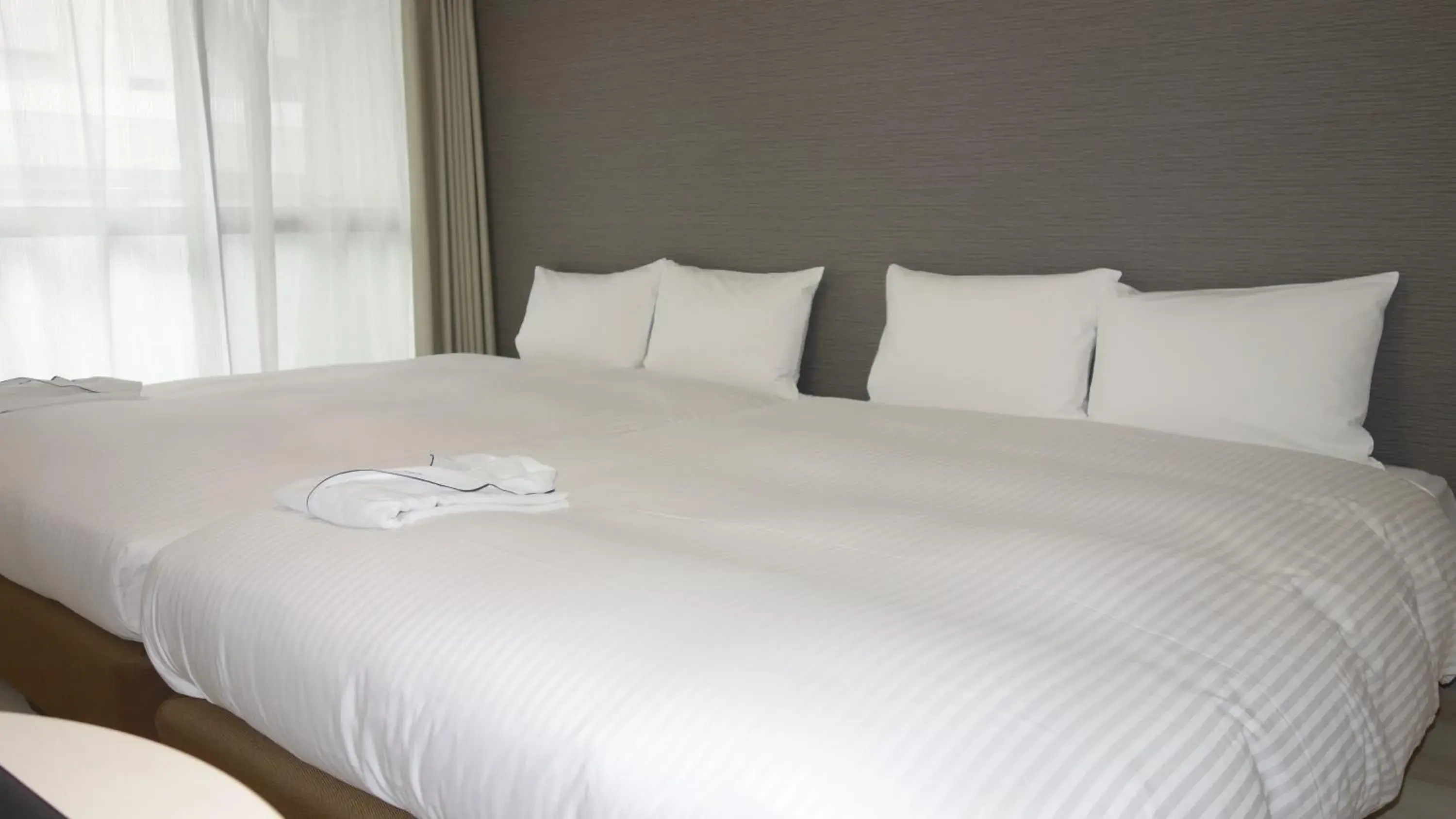 Photo of the whole room, Bed in Bay Hotel Urayasu-ekimae