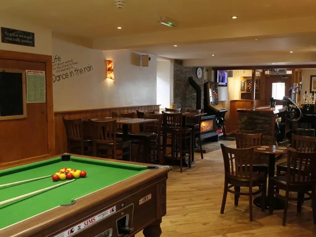 Lounge or bar, Billiards in Elphinstone Hotel