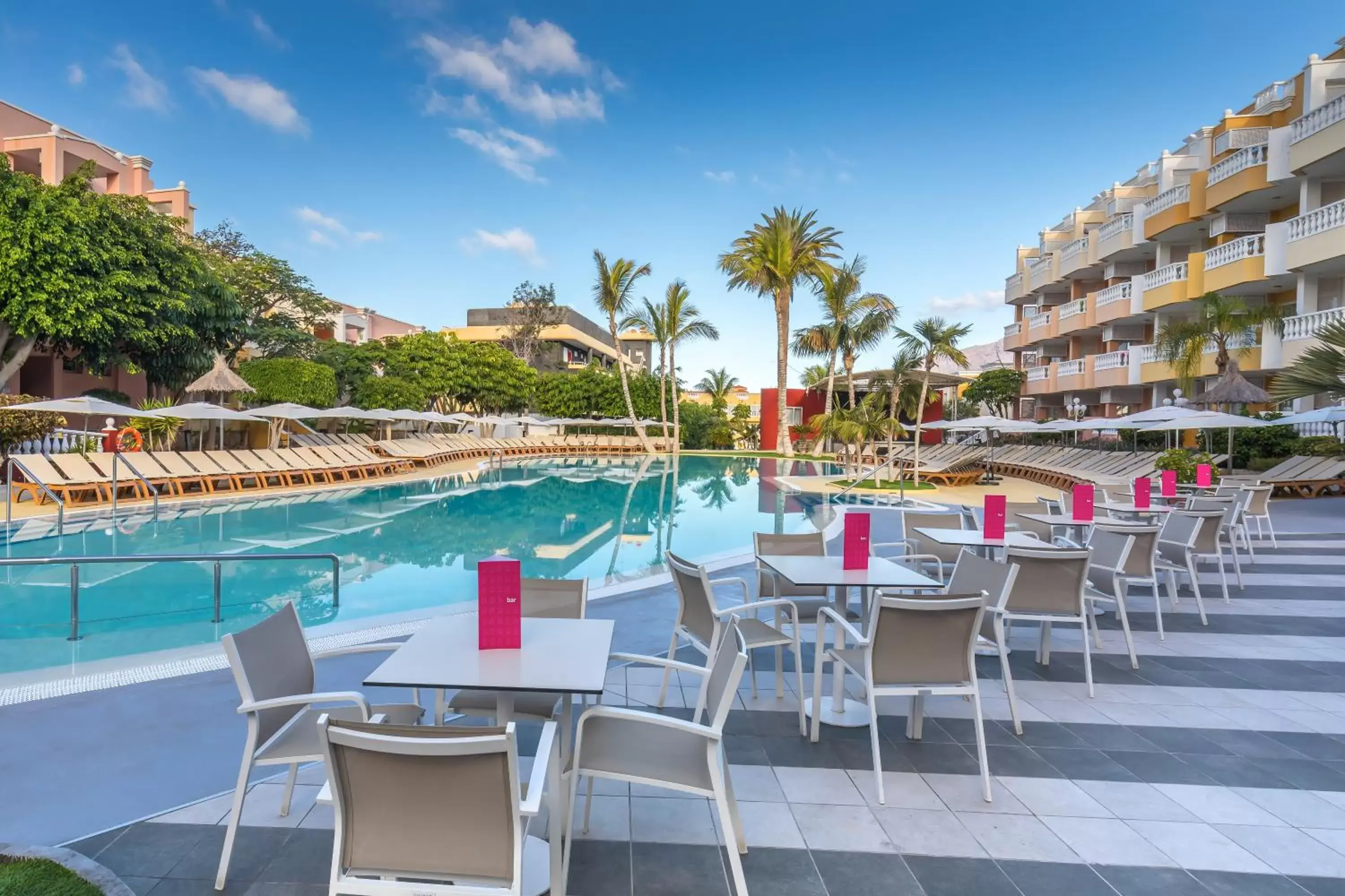 Balcony/Terrace, Swimming Pool in Allegro Isora