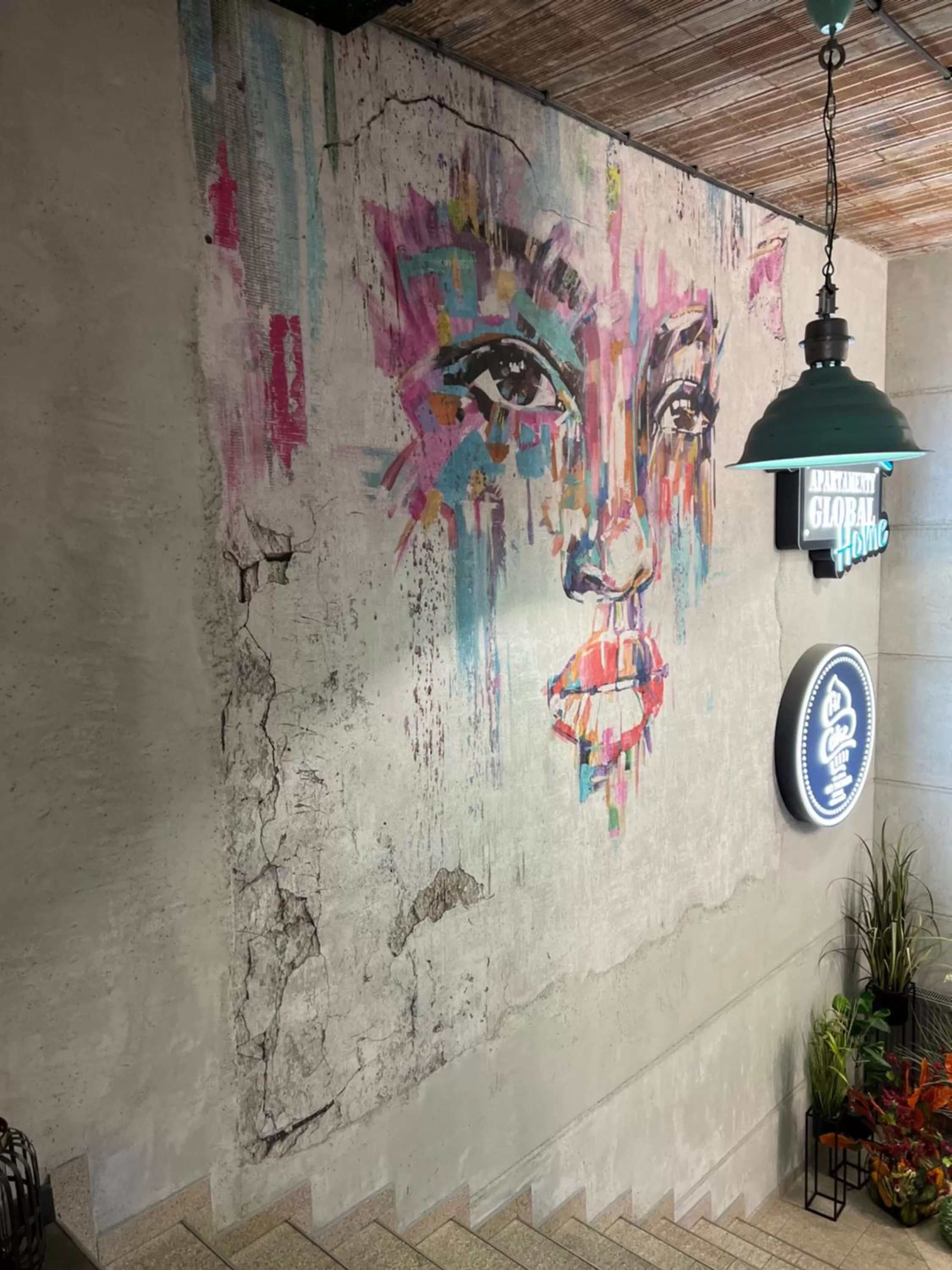 Property building in Global Home - Aparthotel - No Contact Check In