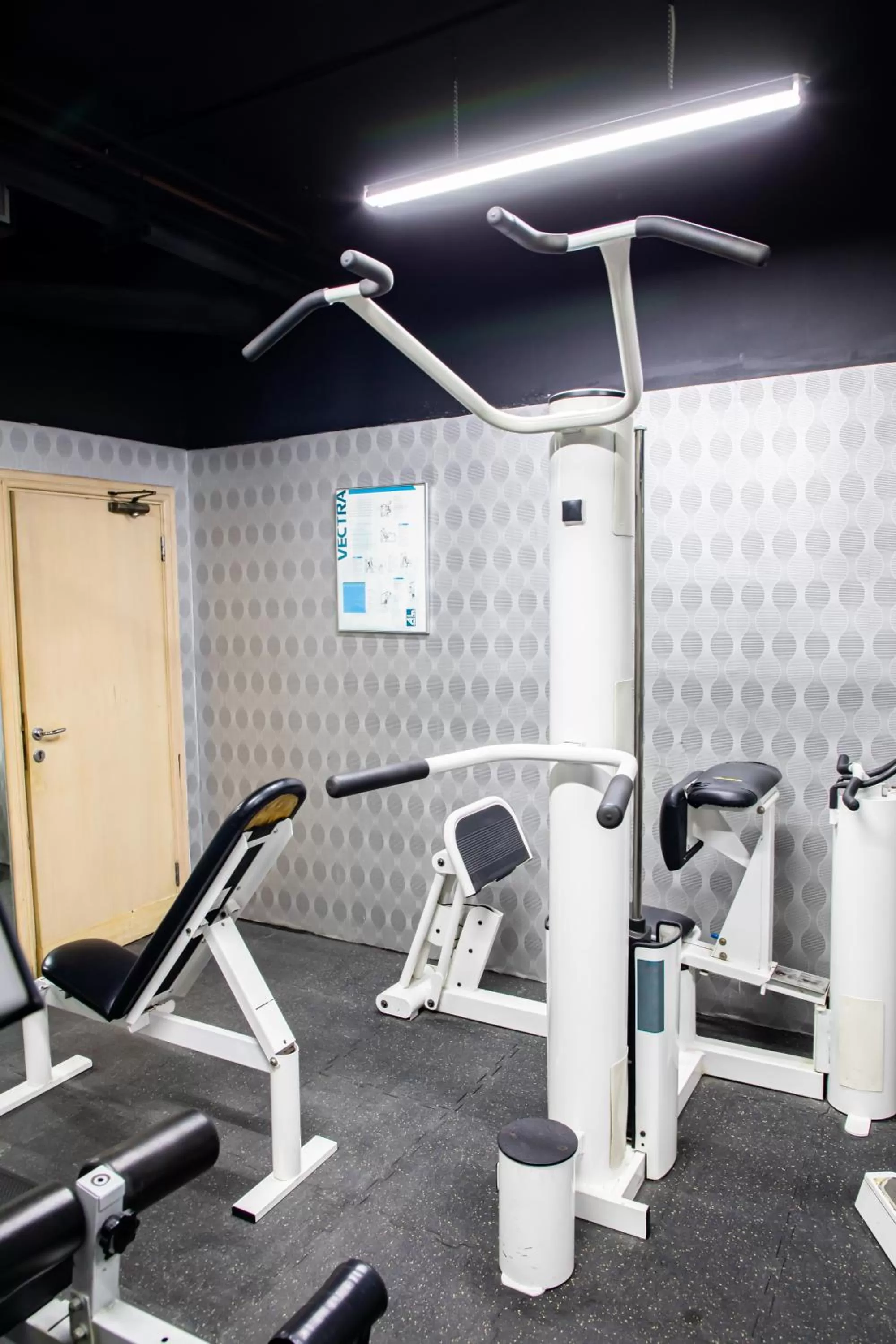 Fitness centre/facilities in West Zone Pearl Hotel Apartment