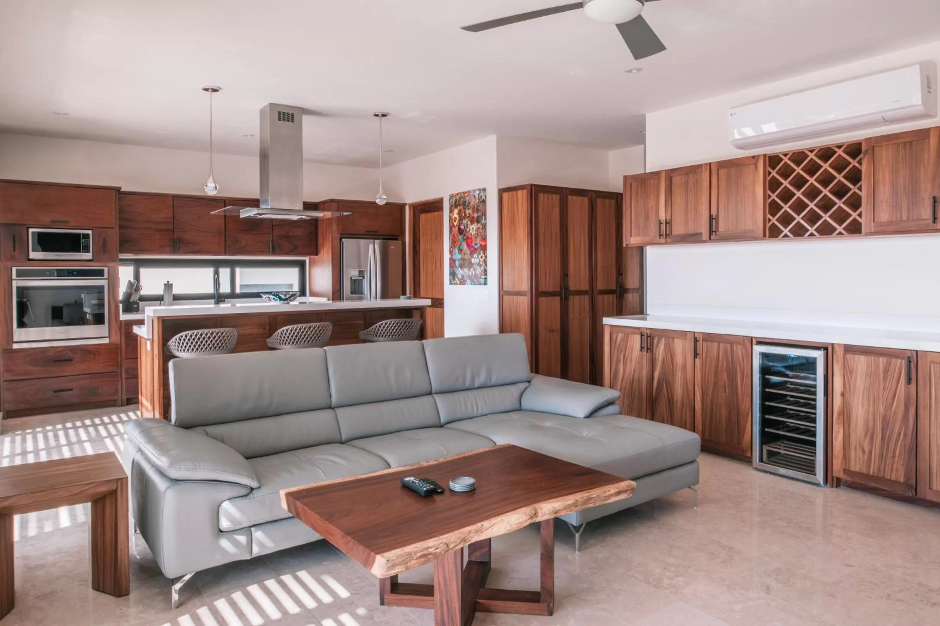 Living room, Seating Area in Cerritos Surf Residences