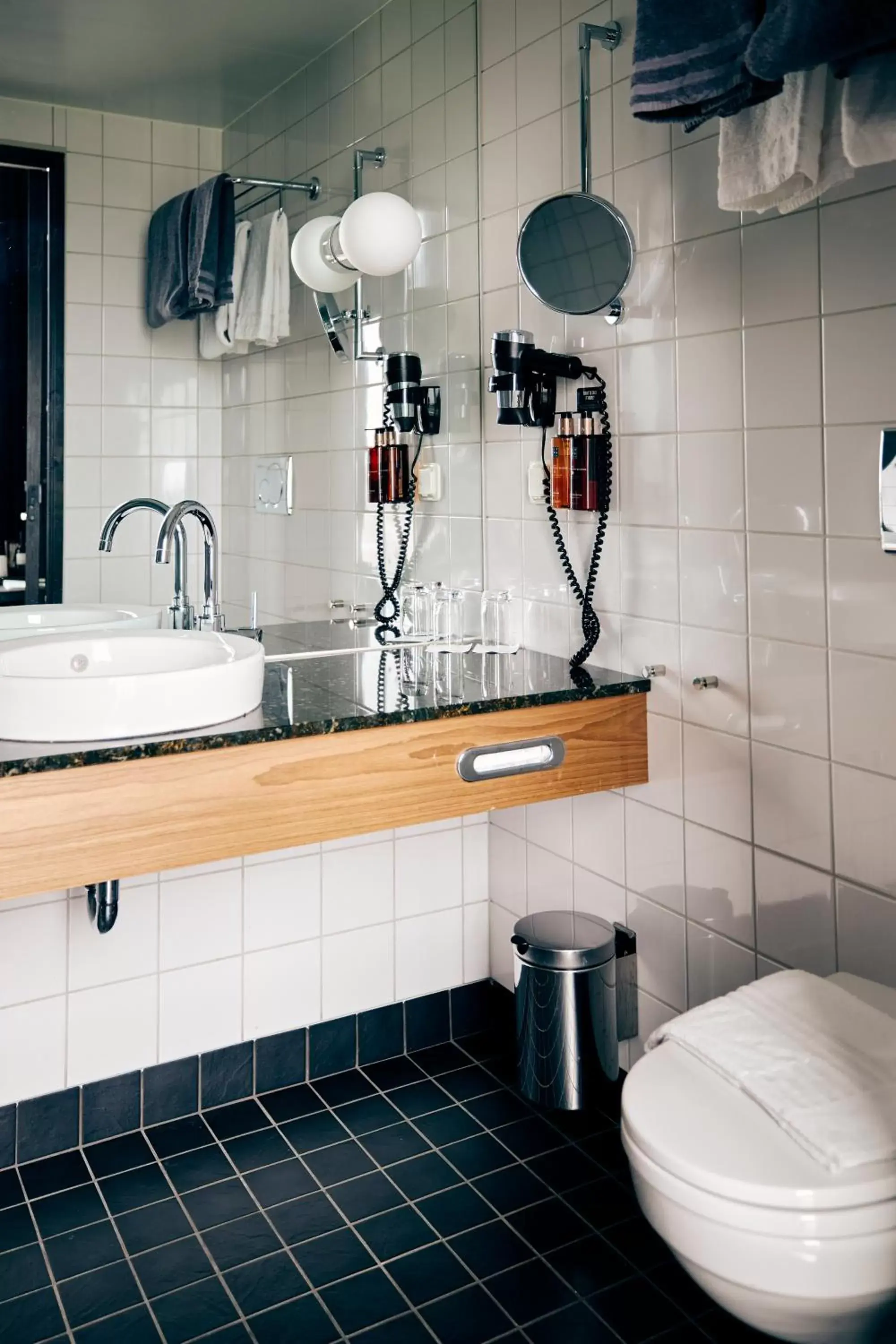 Bathroom in Clarion Hotel Post